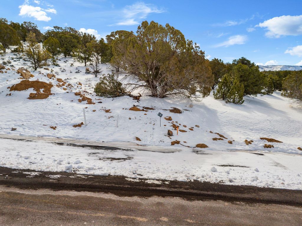 Photo of W Estate DR, Cedar City, UT 84720 (MLS # 26-271587)