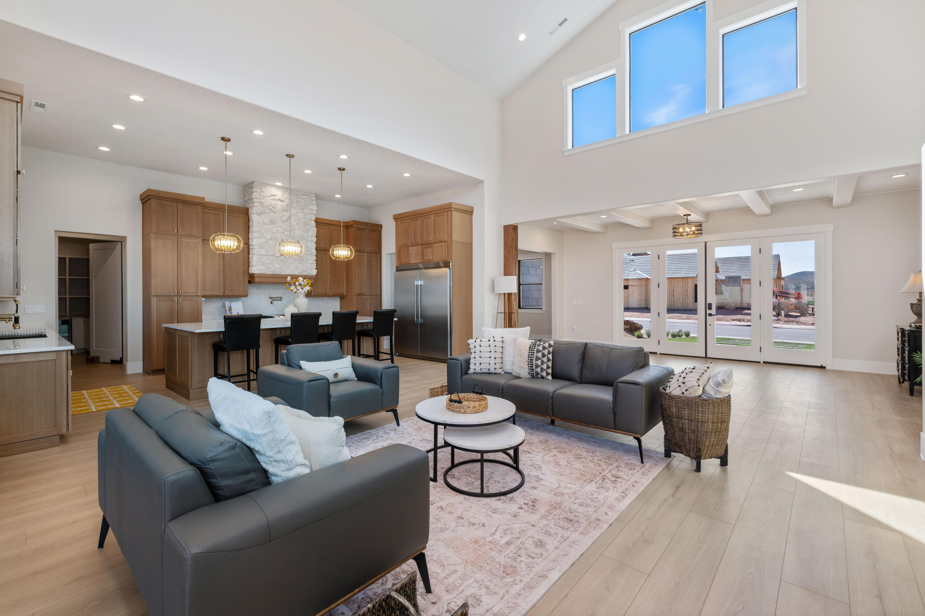 HURRICANE FIELDS ESTATES - Residential