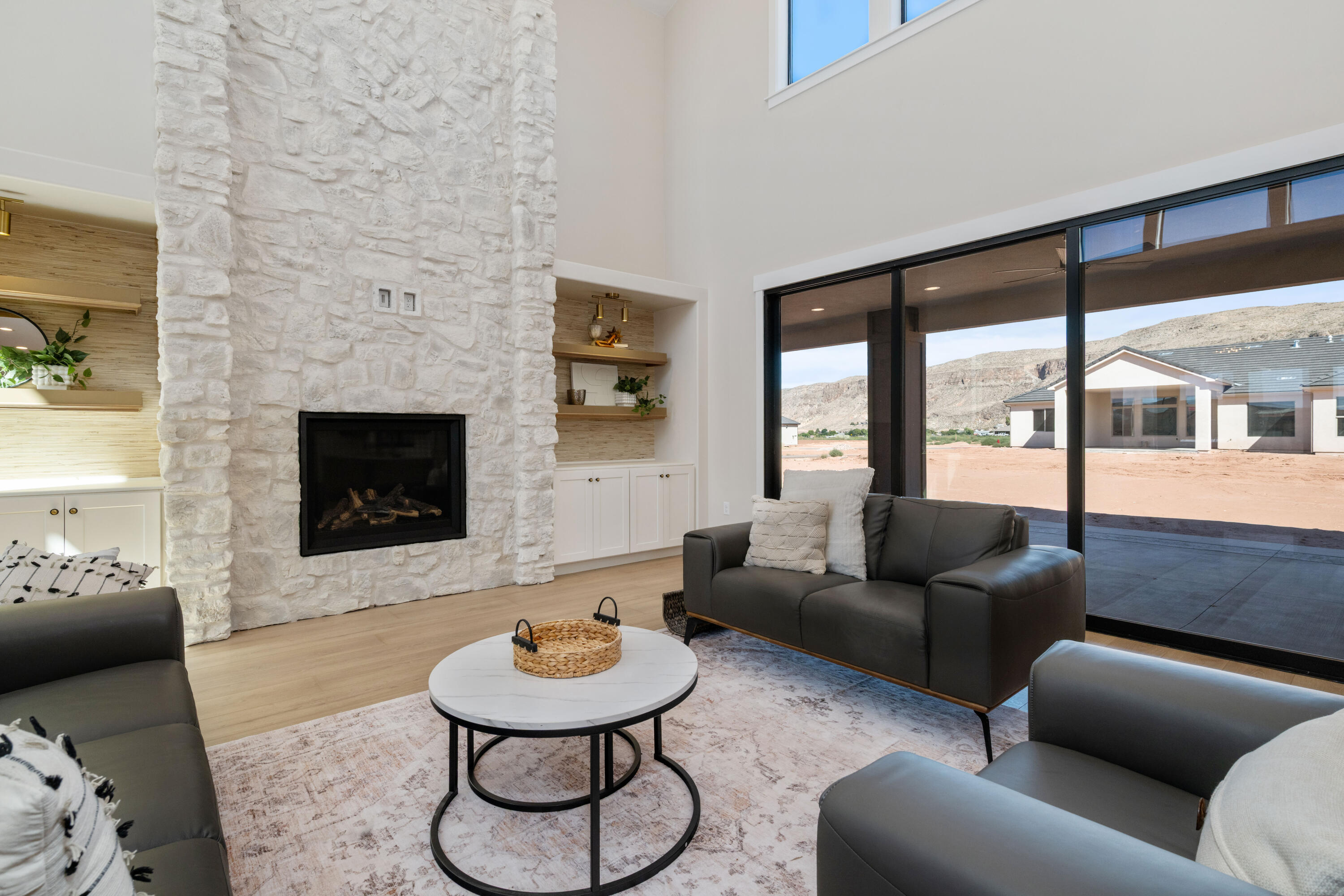 HURRICANE FIELDS ESTATES - Residential