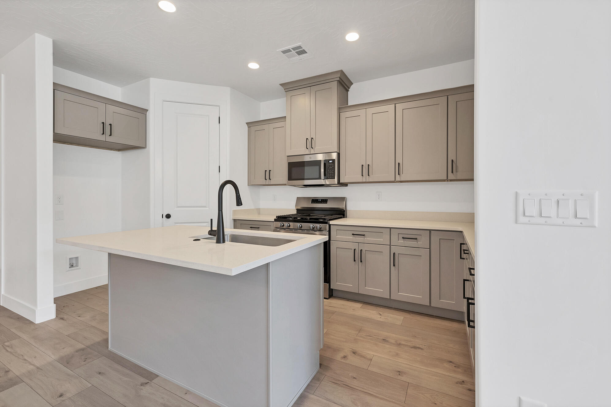 VILLA HIGHLANDS AT HIDDEN VALLEY - Residential