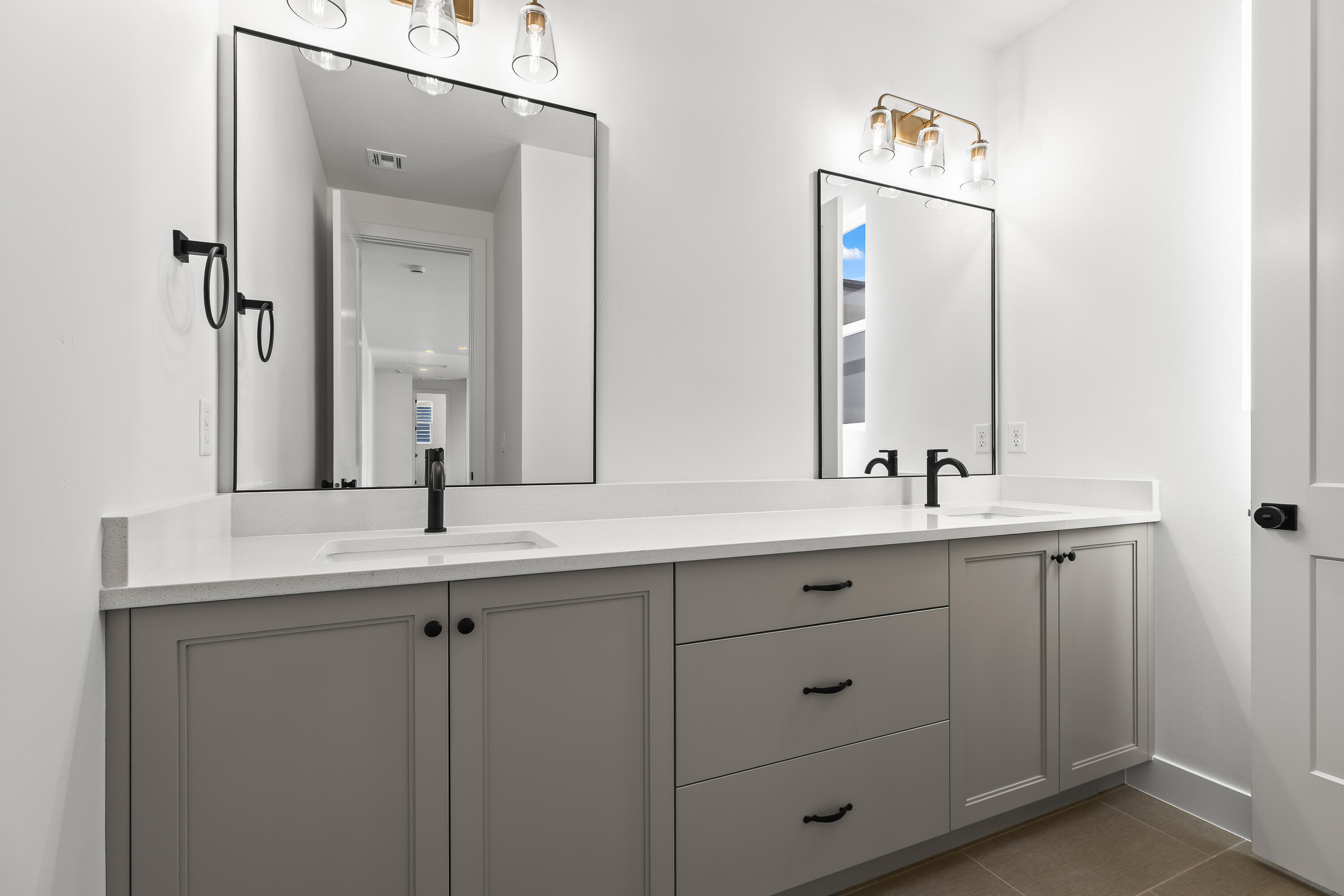 RED SANDS AT DESERT SANDS - Residential