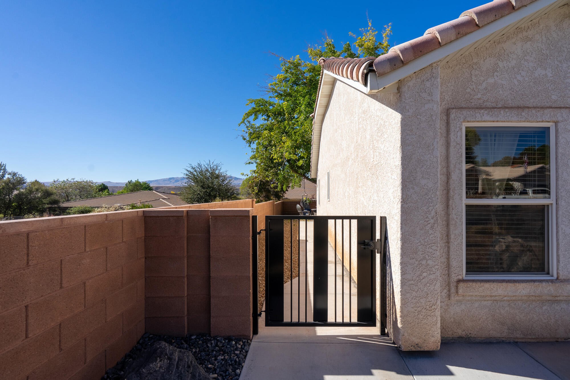 SUNSET HILLS - Residential