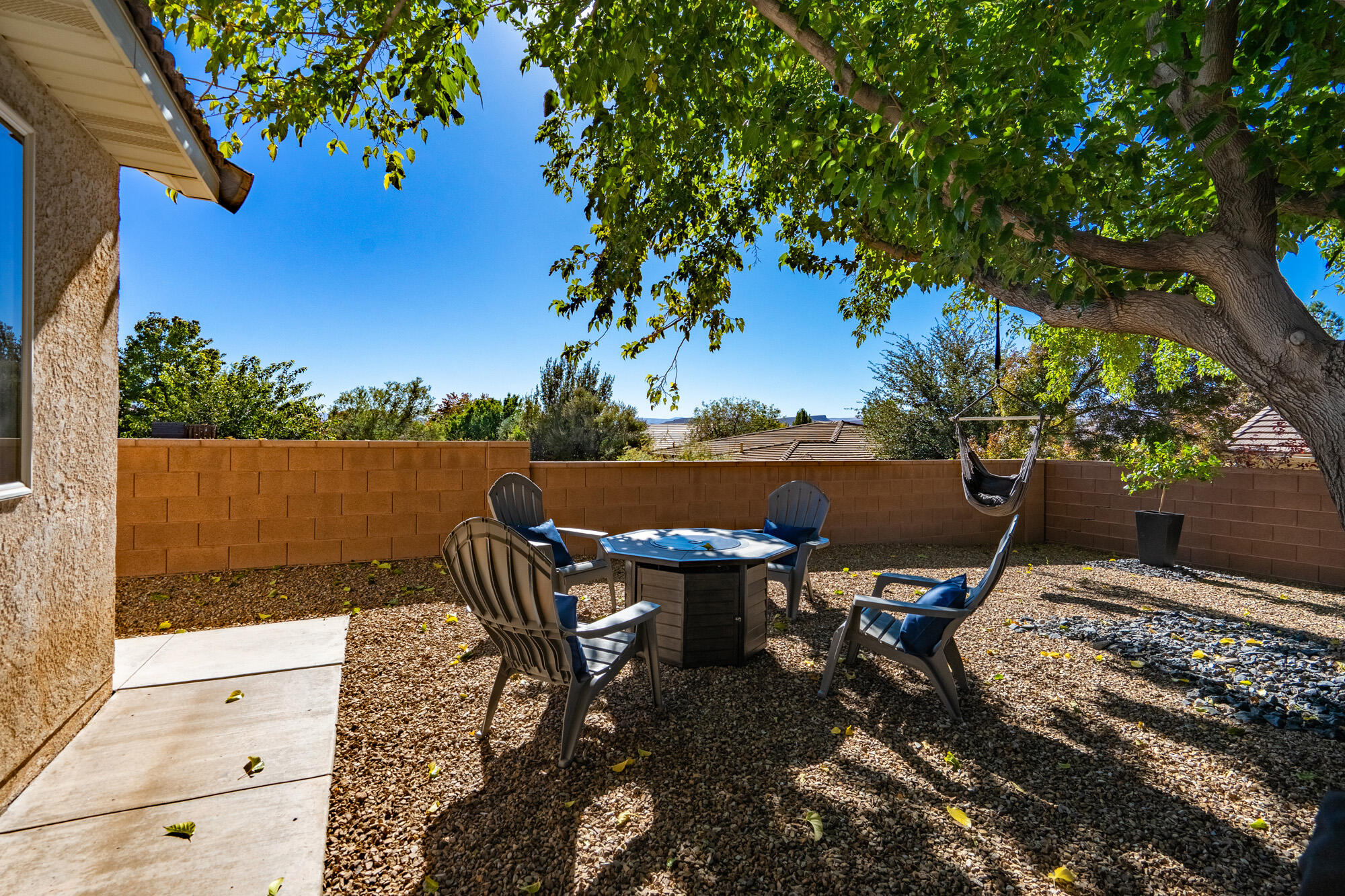 SUNSET HILLS - Residential