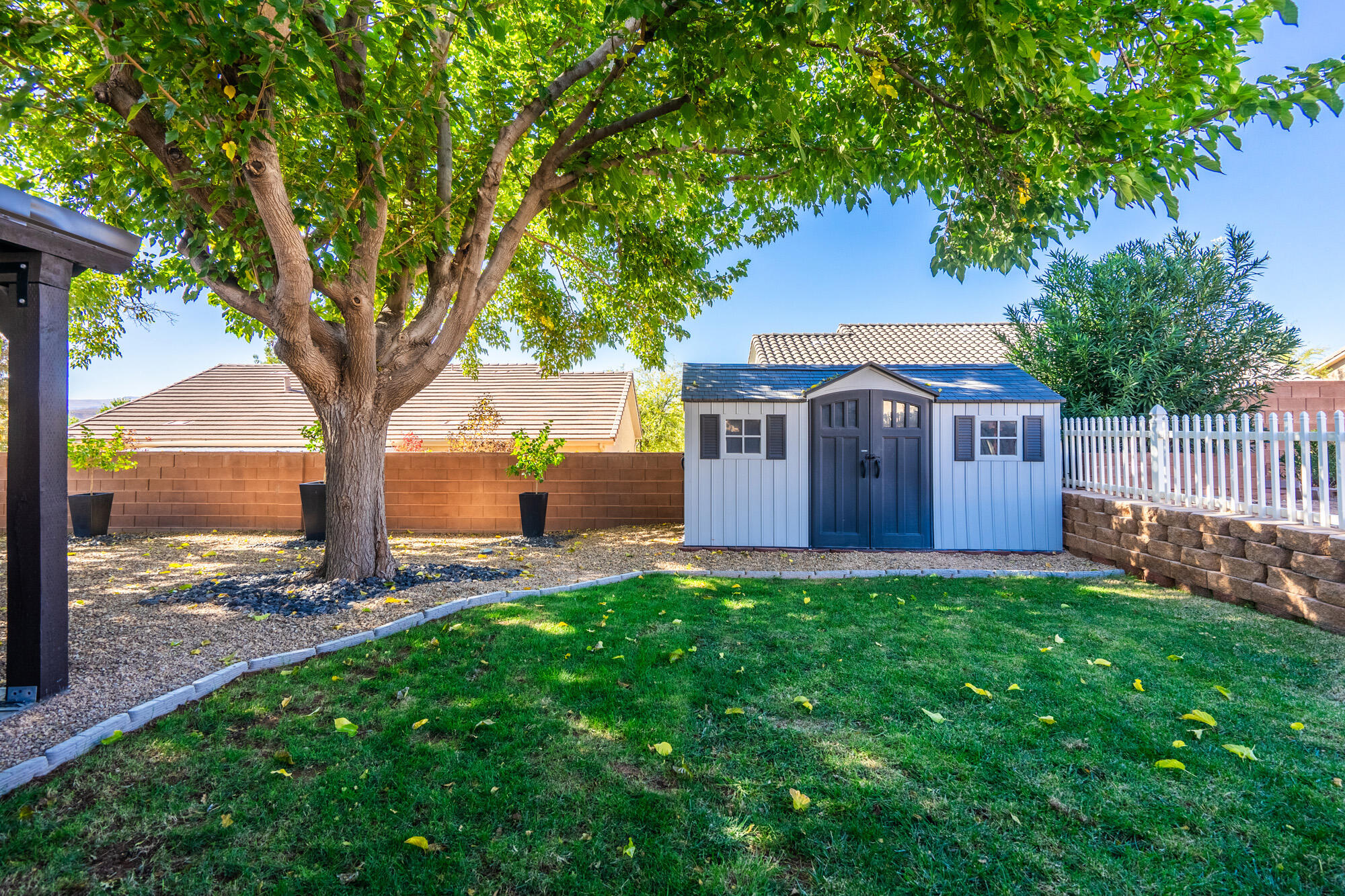 SUNSET HILLS - Residential