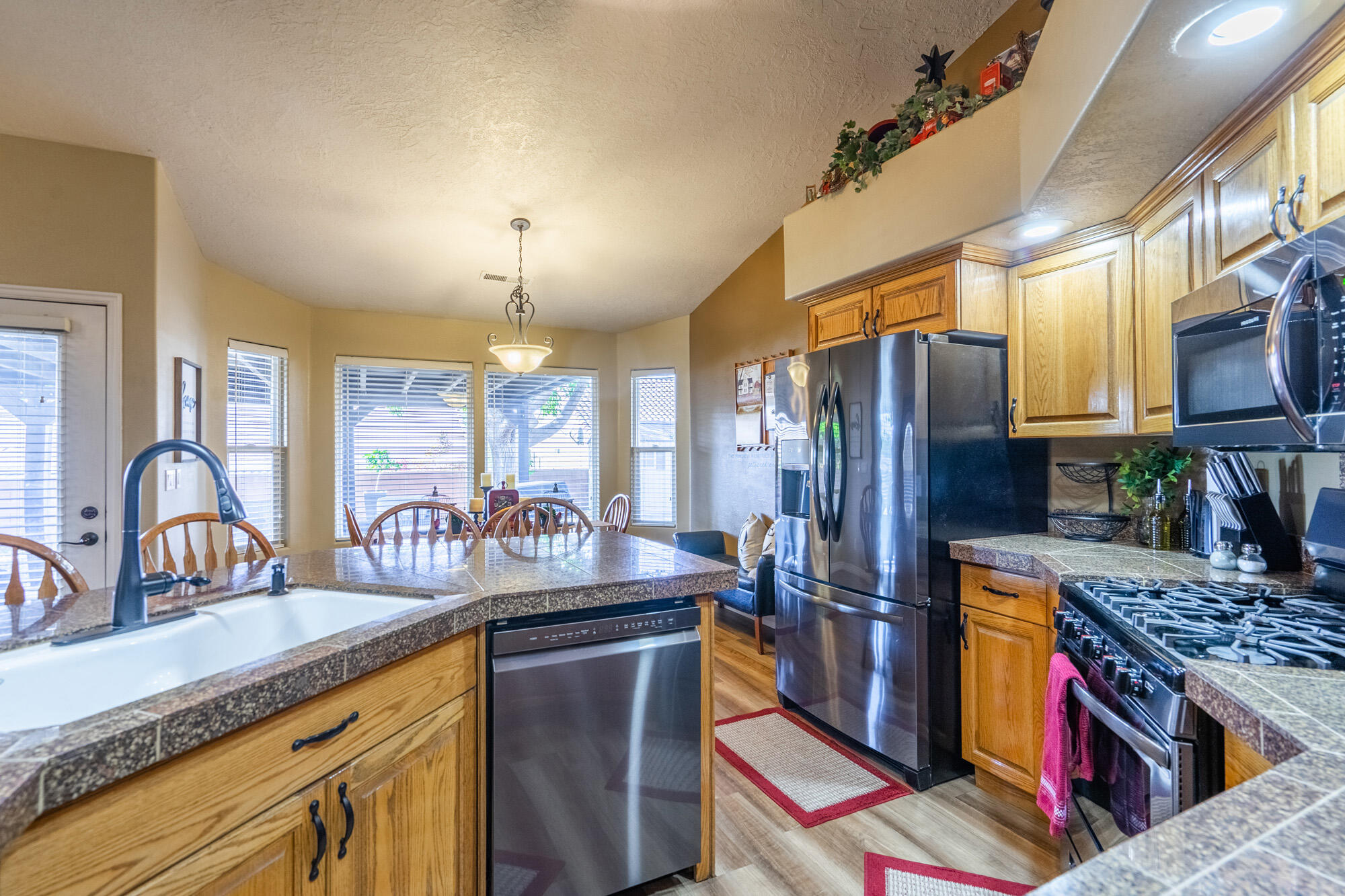 SUNSET HILLS - Residential