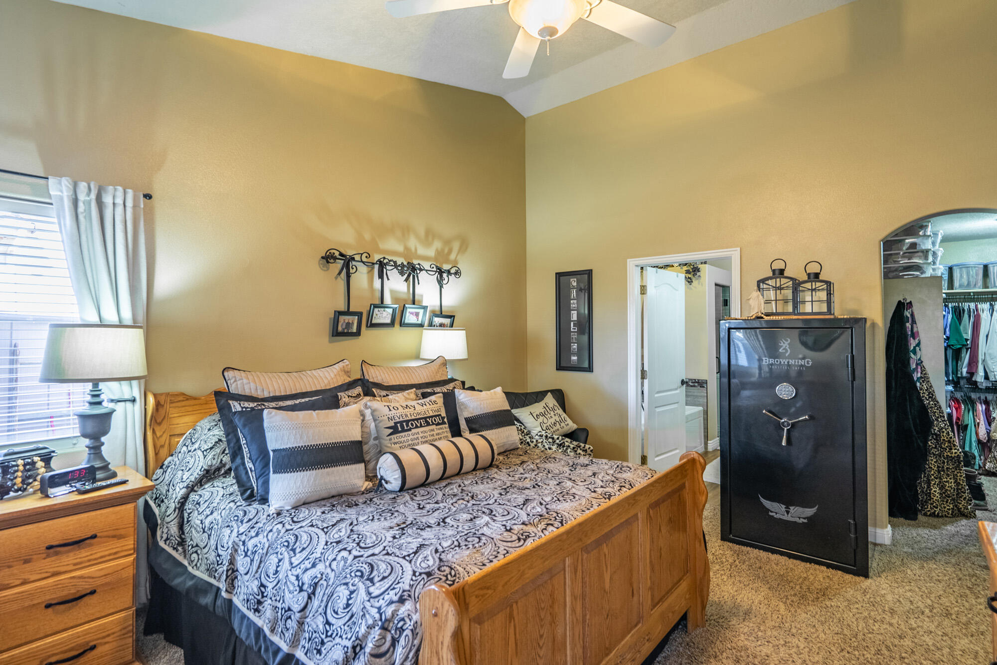 SUNSET HILLS - Residential