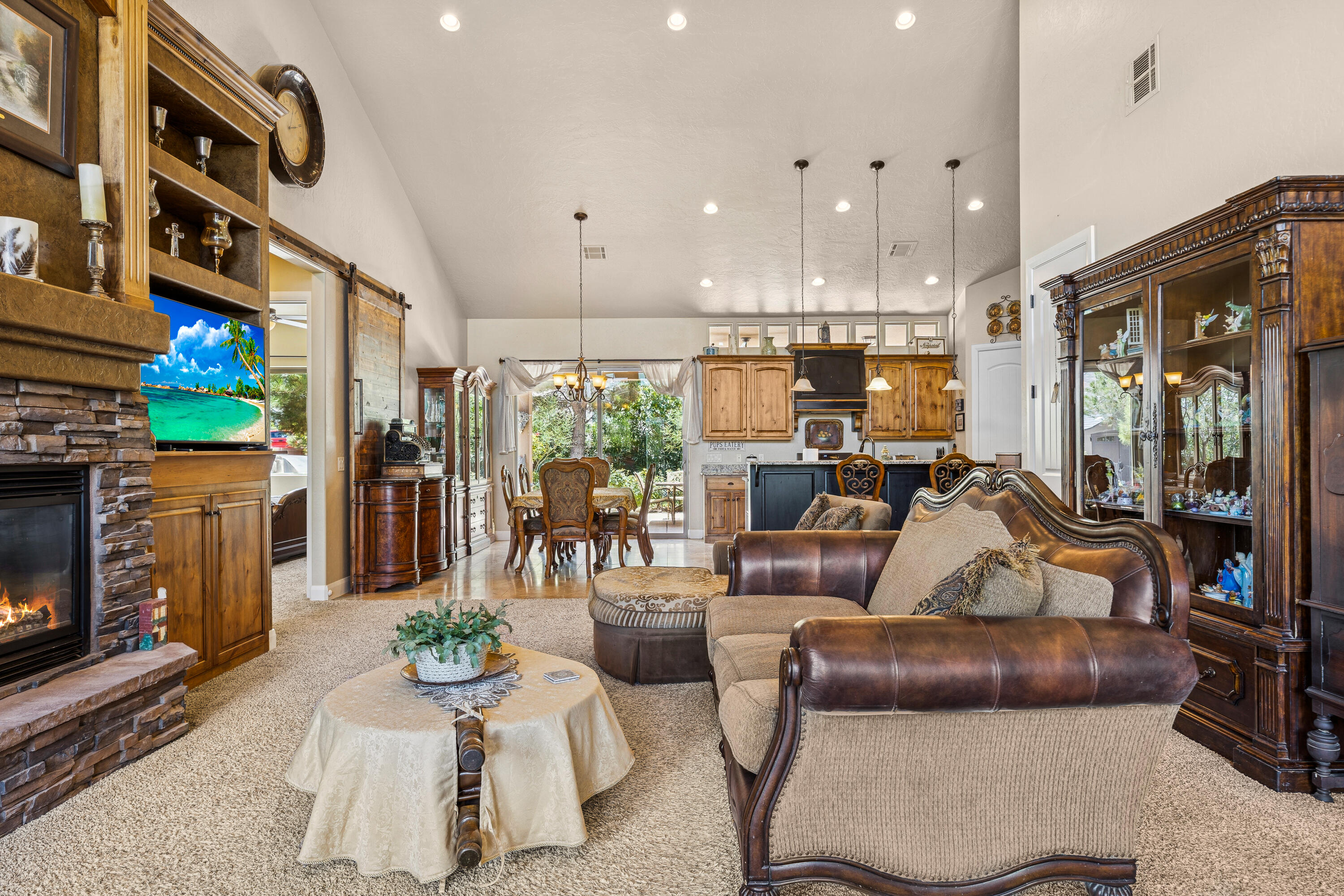 DIXIE SPRINGS - Residential