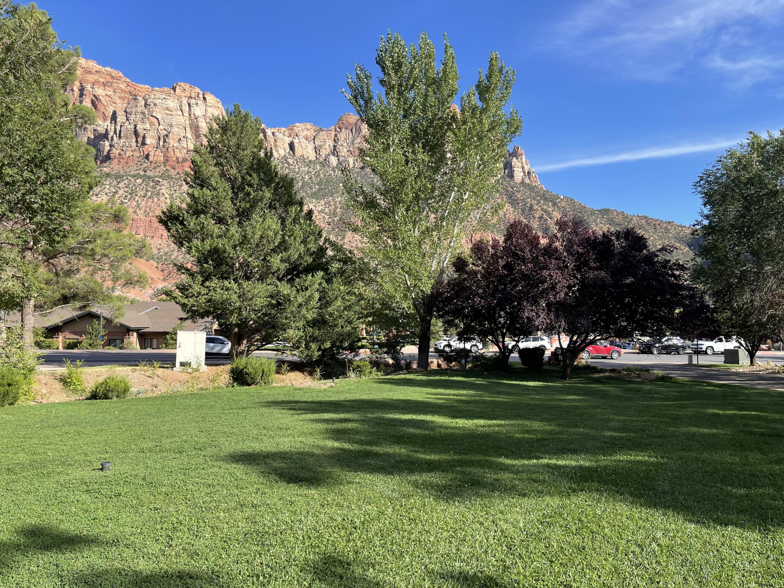 GIFFORD PARK TOWNHOMES - Land