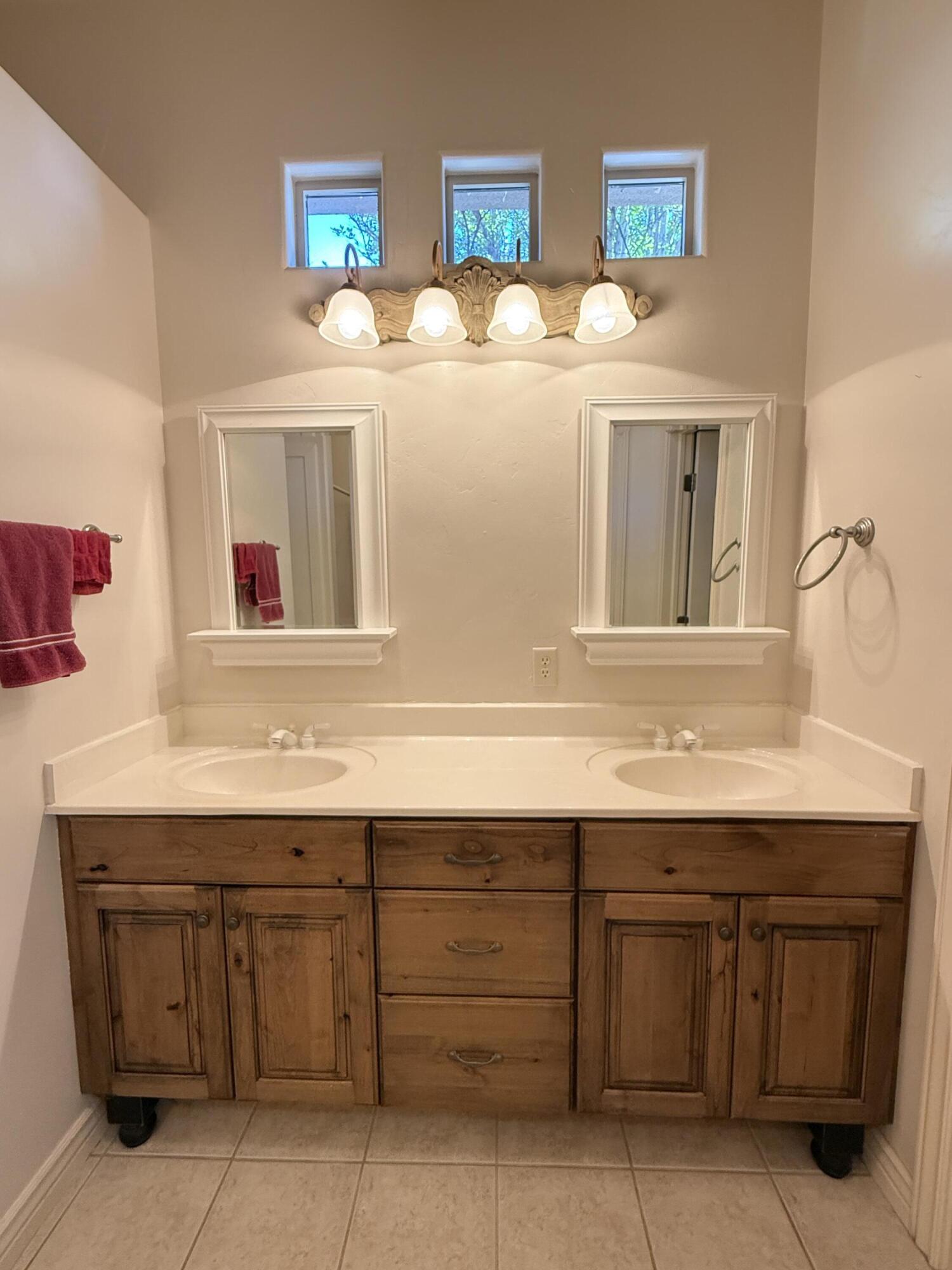 SPRINGFIELD TH - Residential