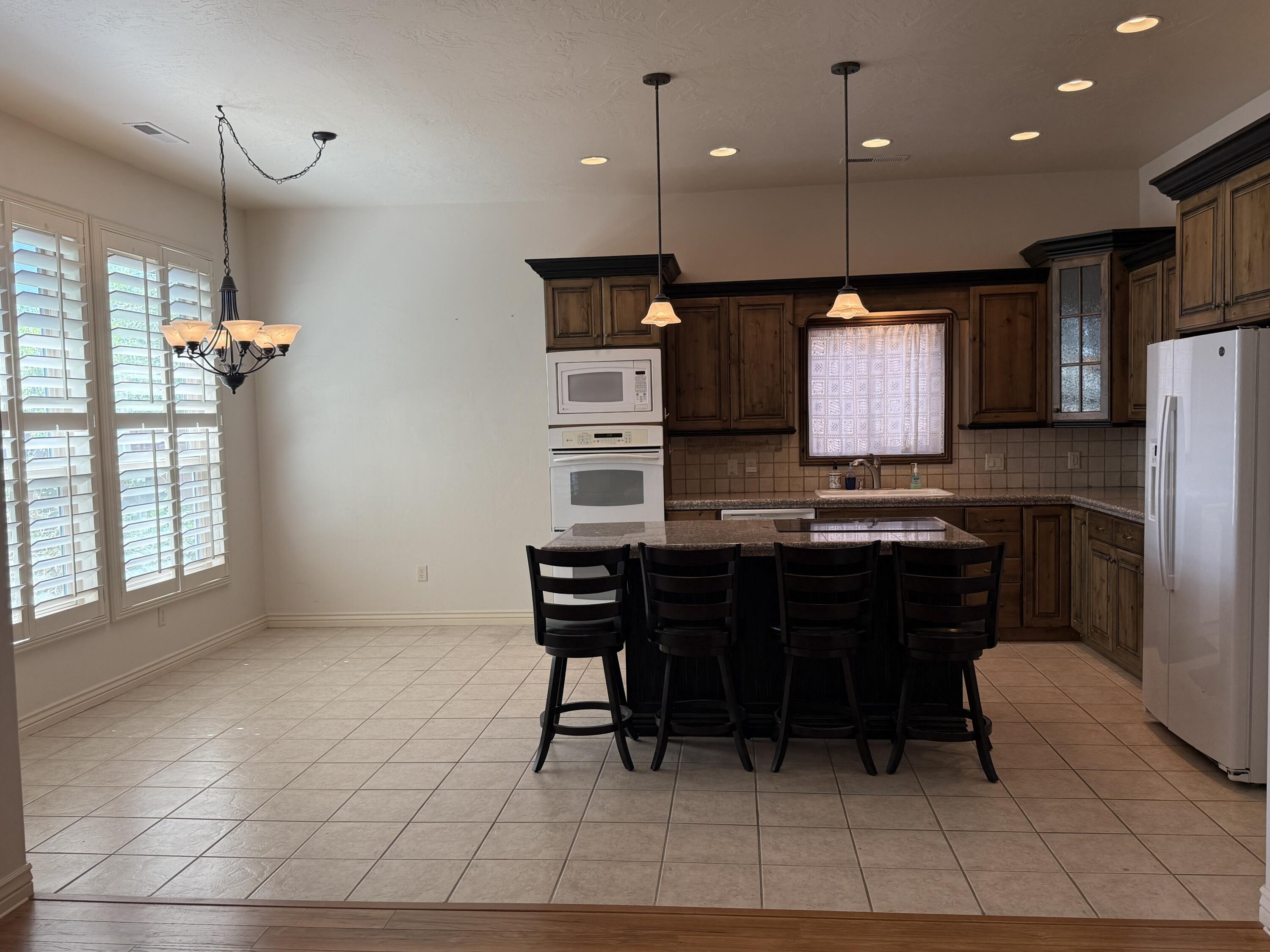 SPRINGFIELD TH - Residential