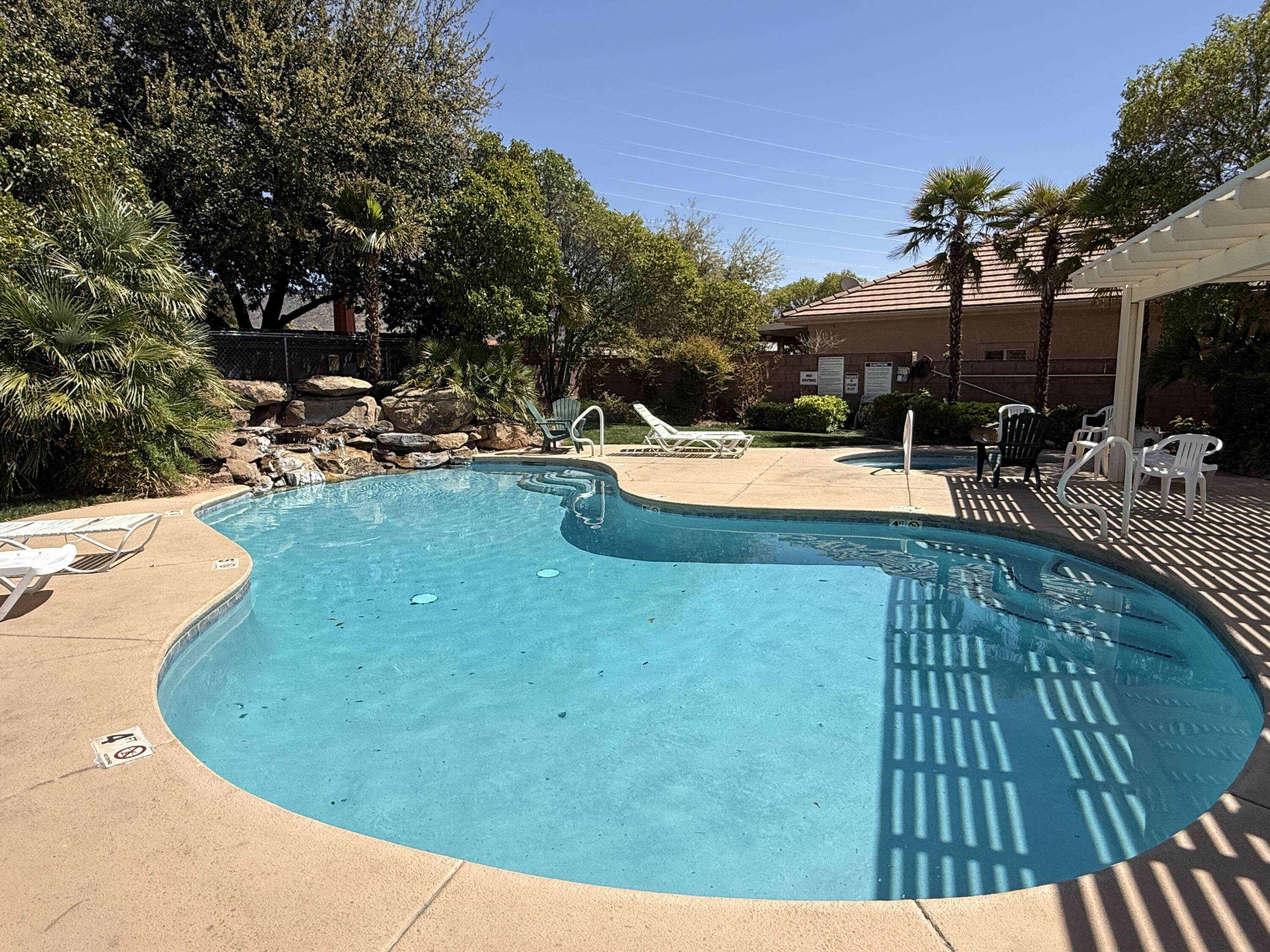 SPRINGFIELD TH - Residential