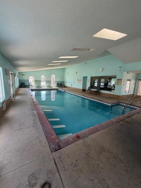 SILVERCREEK TOWNHOMES - Residential