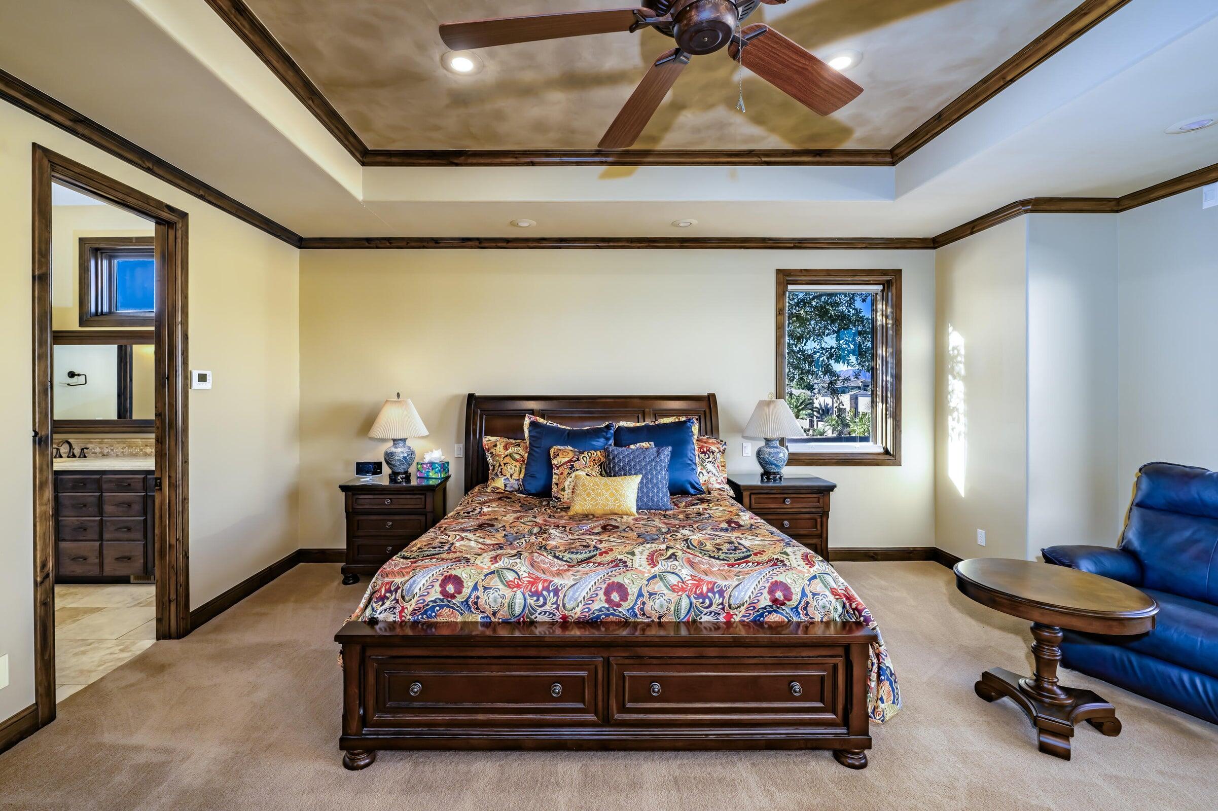 PARAGON COVE TOWNHOMES AT STONECLIFF - Residential