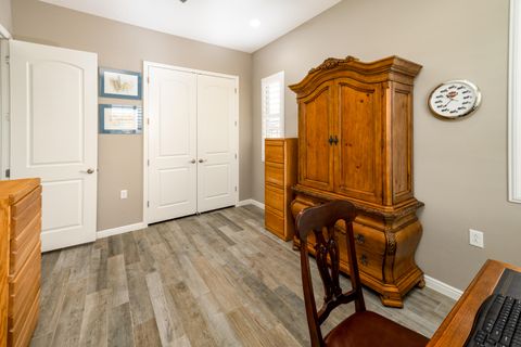 Tiny photo for 4898 S HeatherGlen DR, Saint George, UT 84790 (MLS # 26-268921)