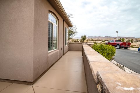 Tiny photo for 4898 S HeatherGlen DR, Saint George, UT 84790 (MLS # 26-268921)