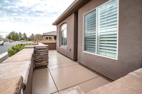Tiny photo for 4898 S HeatherGlen DR, Saint George, UT 84790 (MLS # 26-268921)