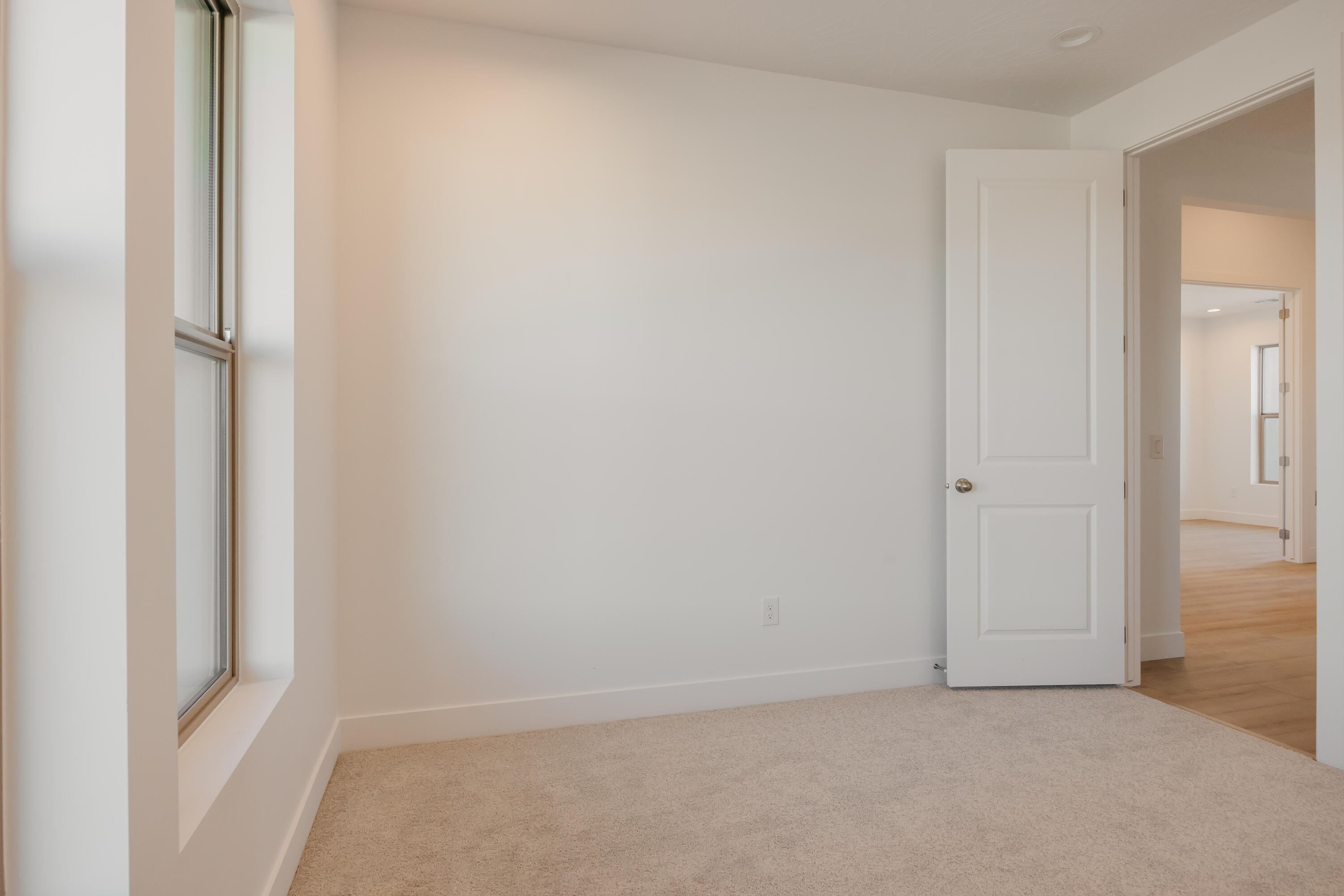 ROSALIA RIDGE AT DIVARIO - Residential