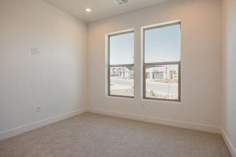 Tiny photo for 678 Molveno Trail lot 3 #lot 3, Saint George, UT 84770 (MLS # 26-271866)