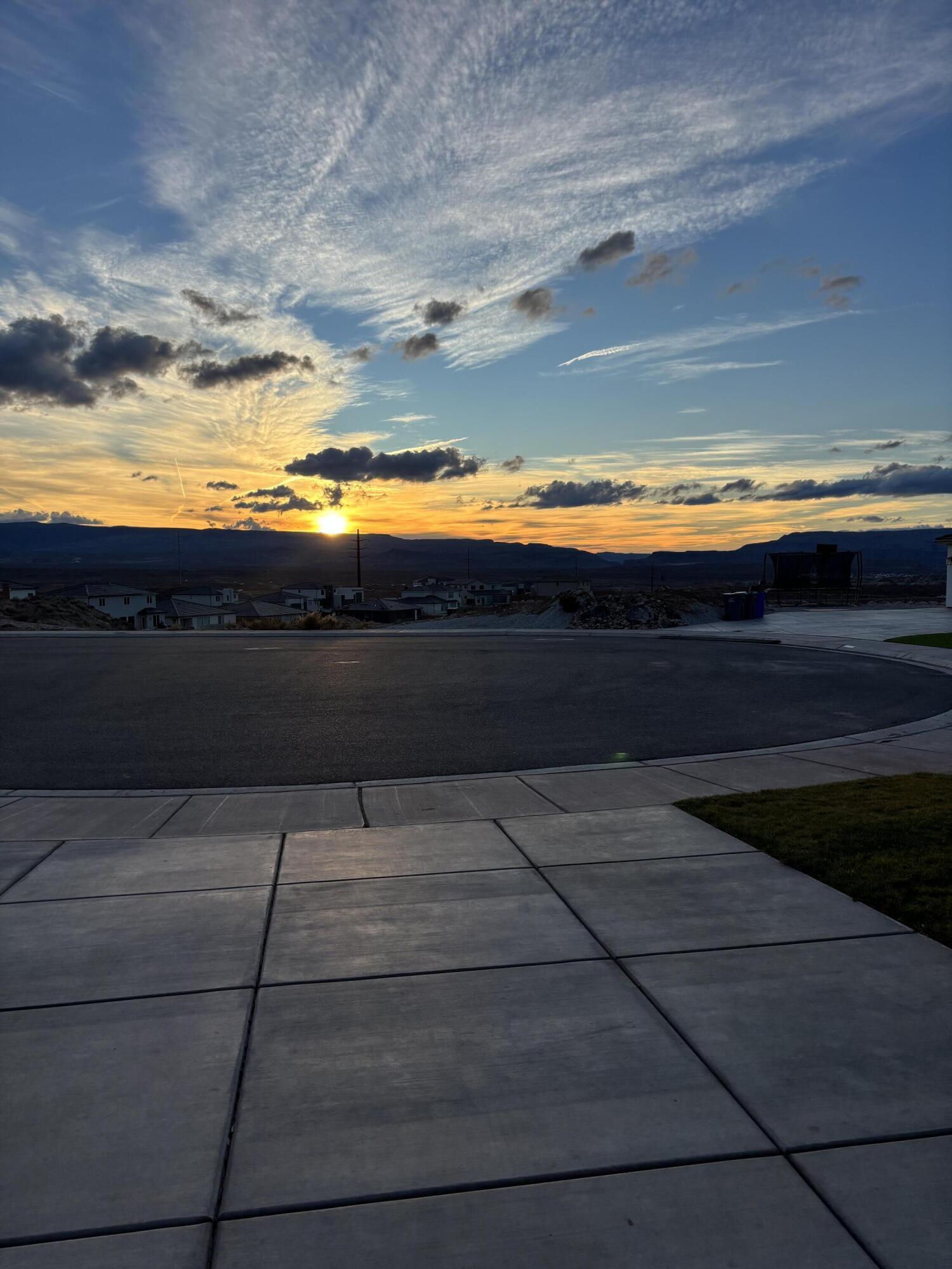 WHITE HILLS SUB - Residential