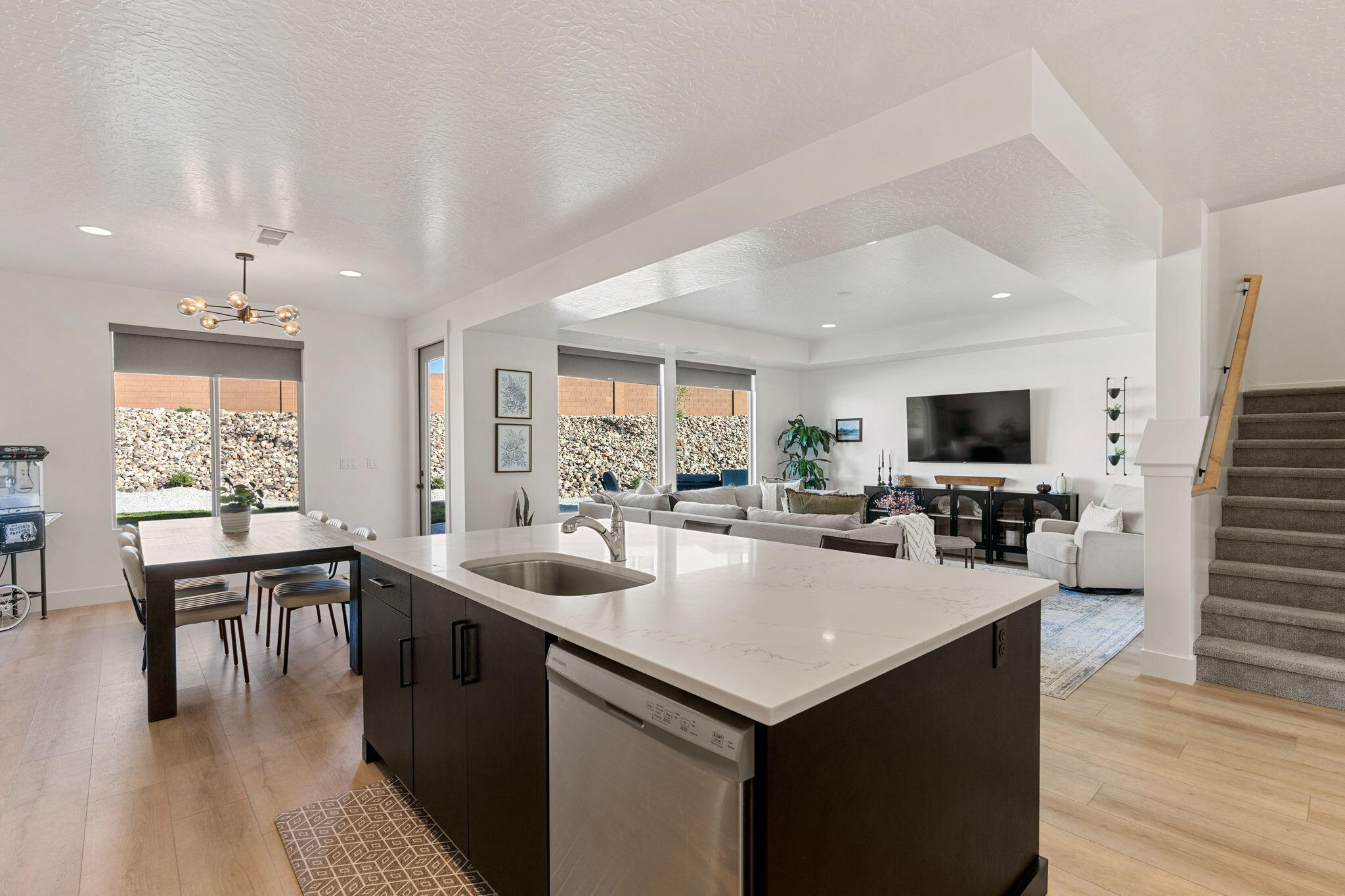 WHITE HILLS SUB - Residential