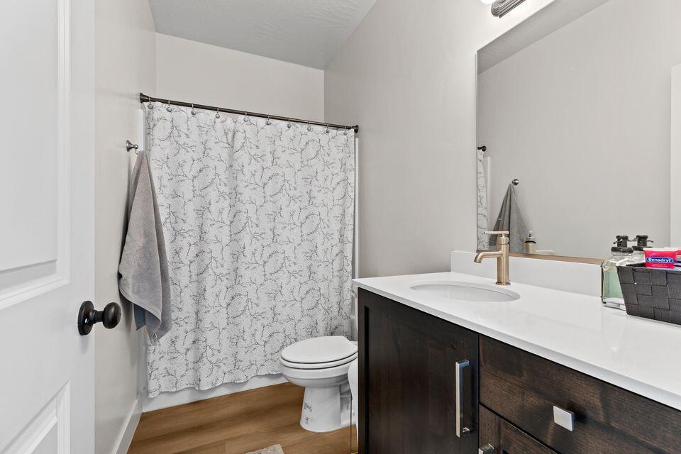 ROSEWOOD ESTATES - Residential