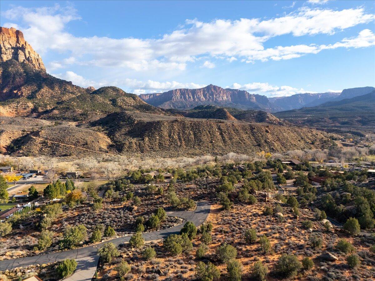 SPRINGDALE TOWNSITE - Land