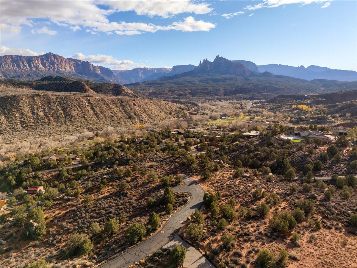 SPRINGDALE TOWNSITE - Land