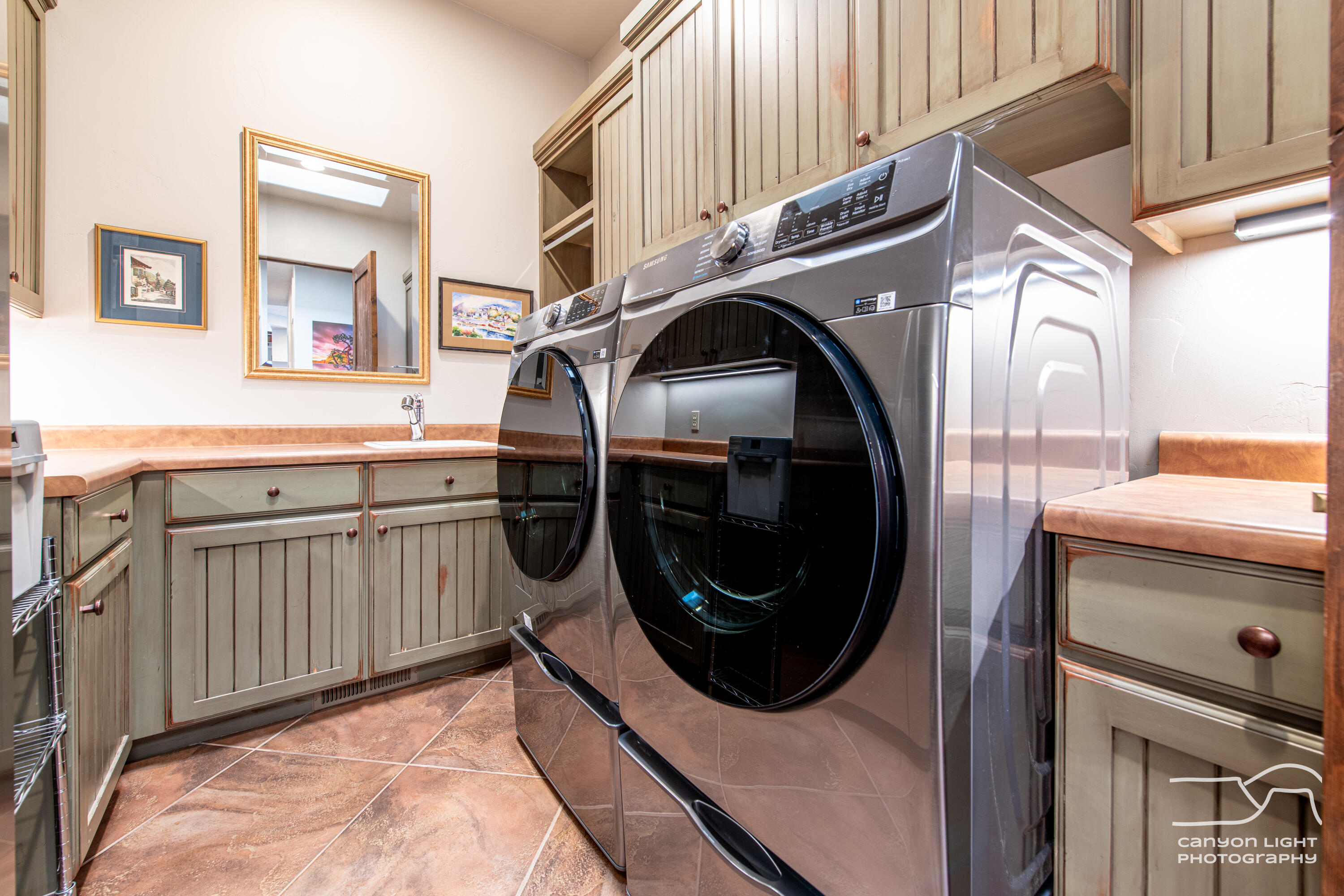 CHANCEL CLIFFS - Residential