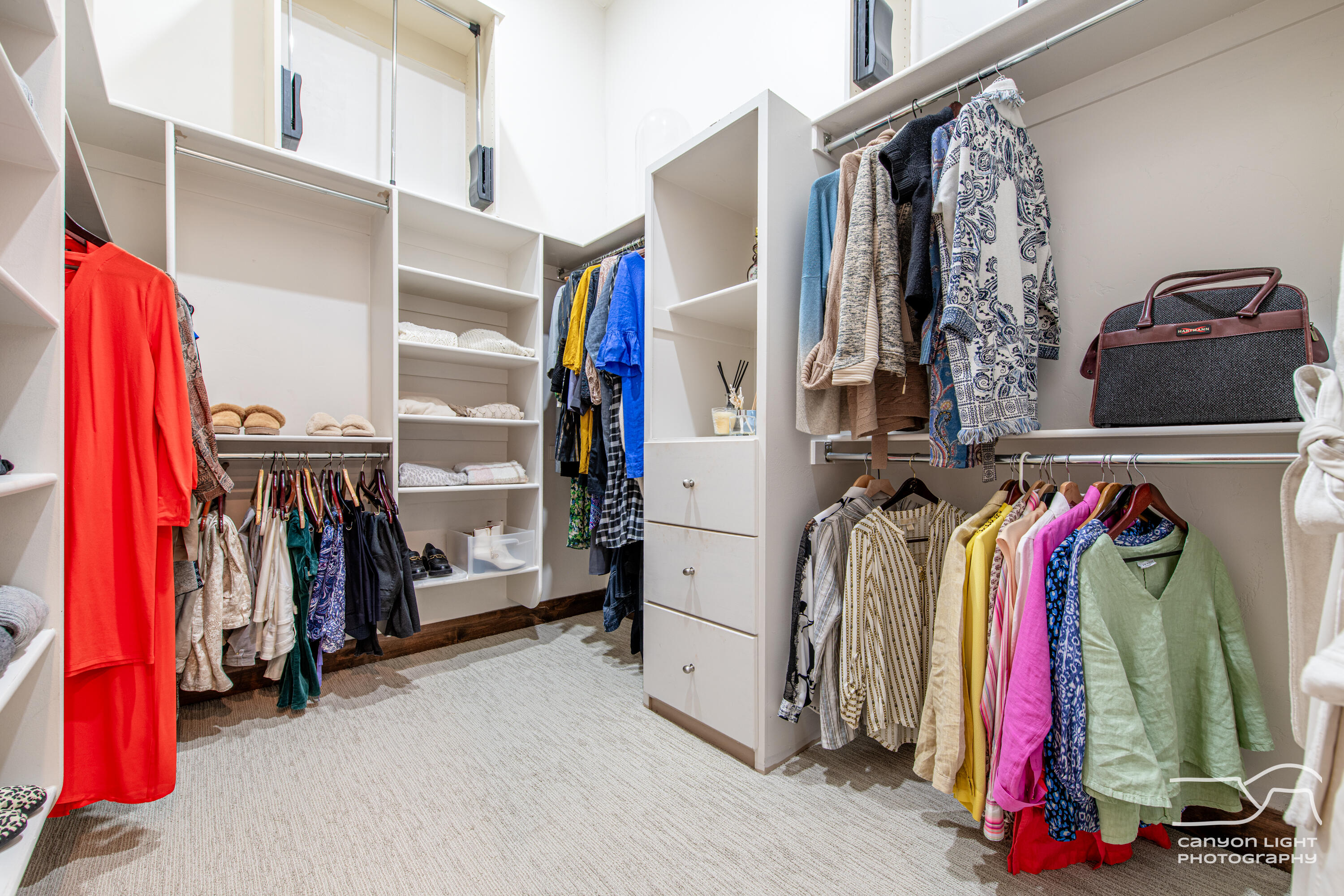 CHANCEL CLIFFS - Residential