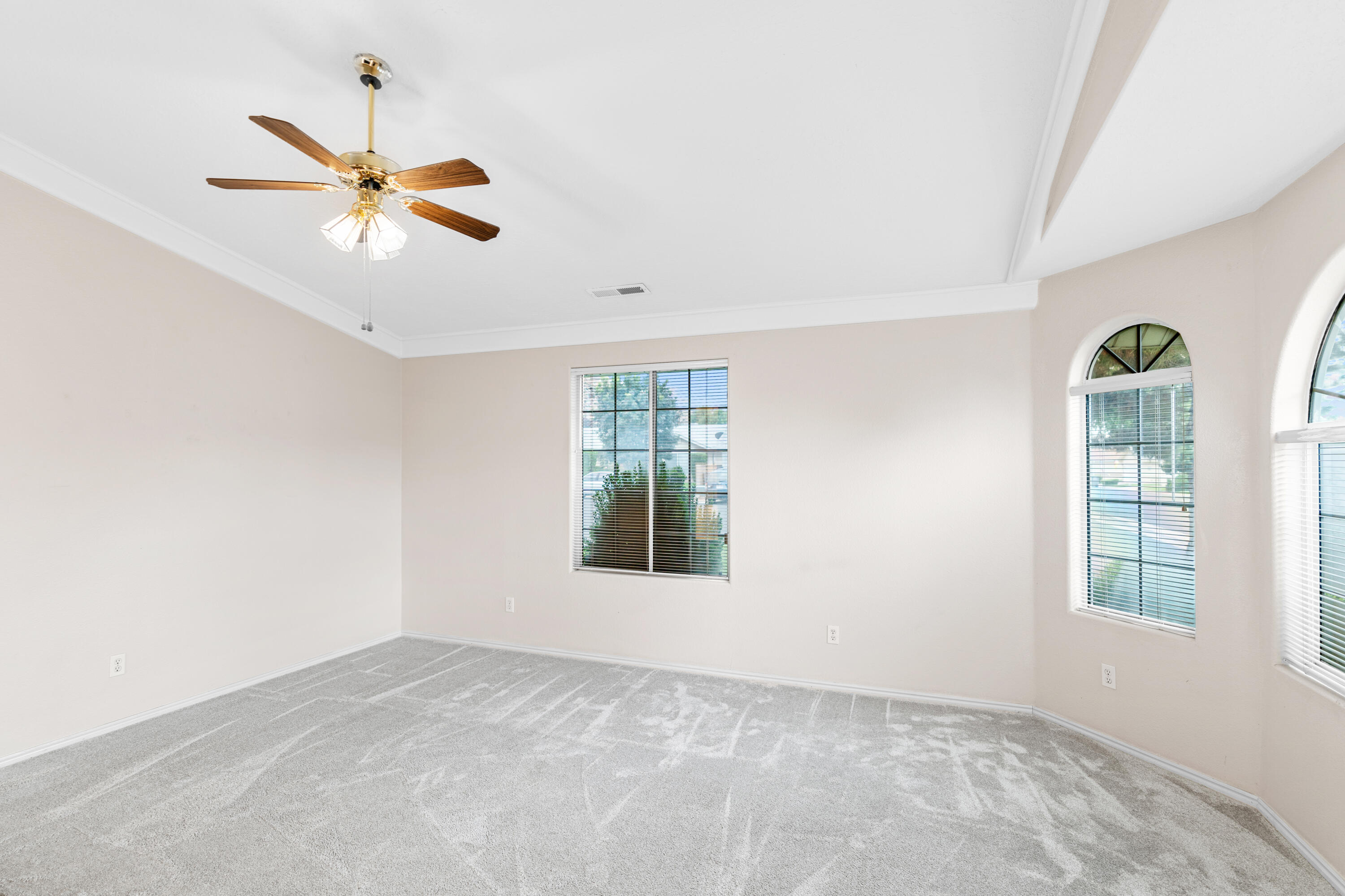 SHADOW CREEK - Residential