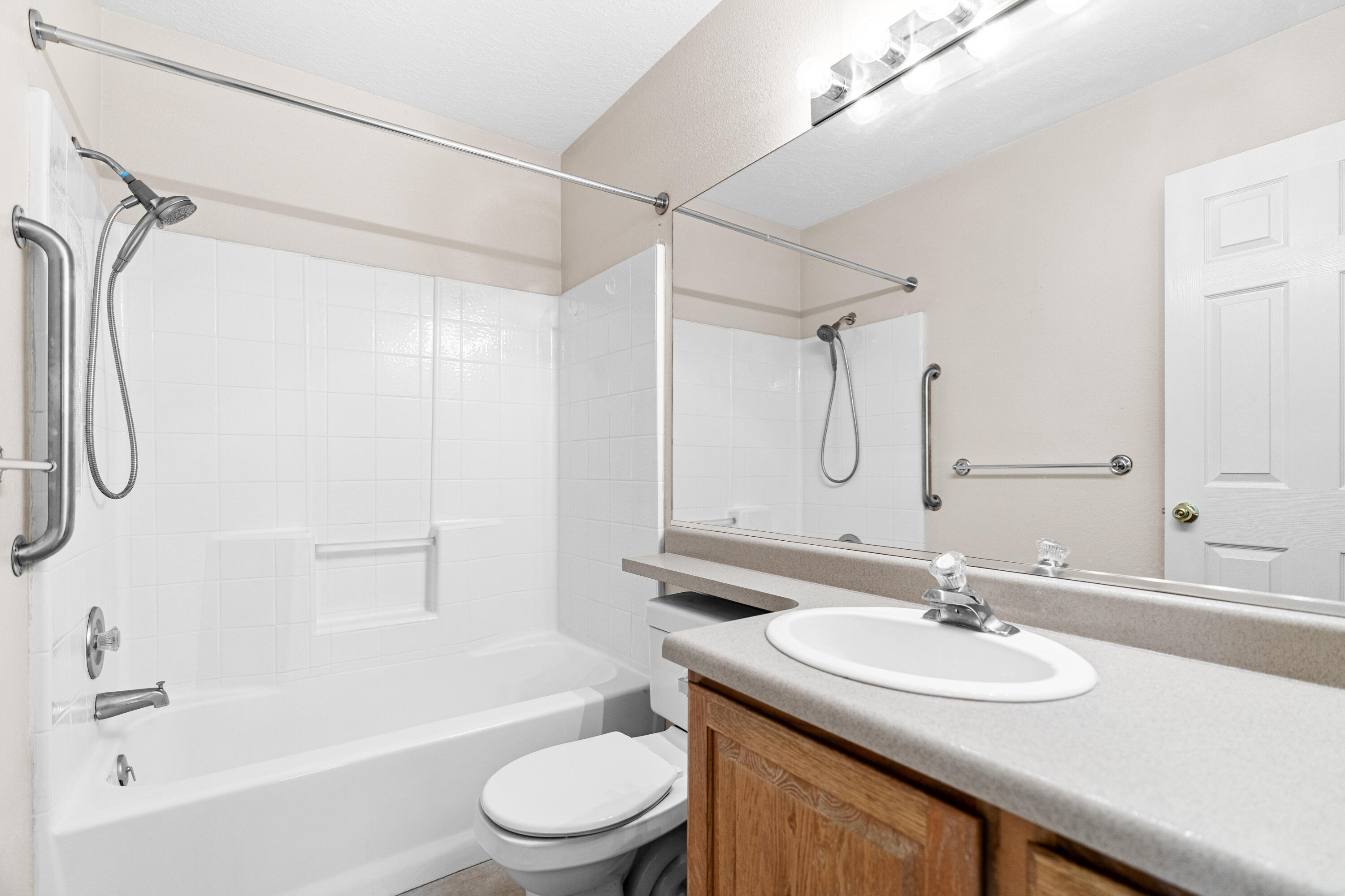 SHADOW CREEK - Residential