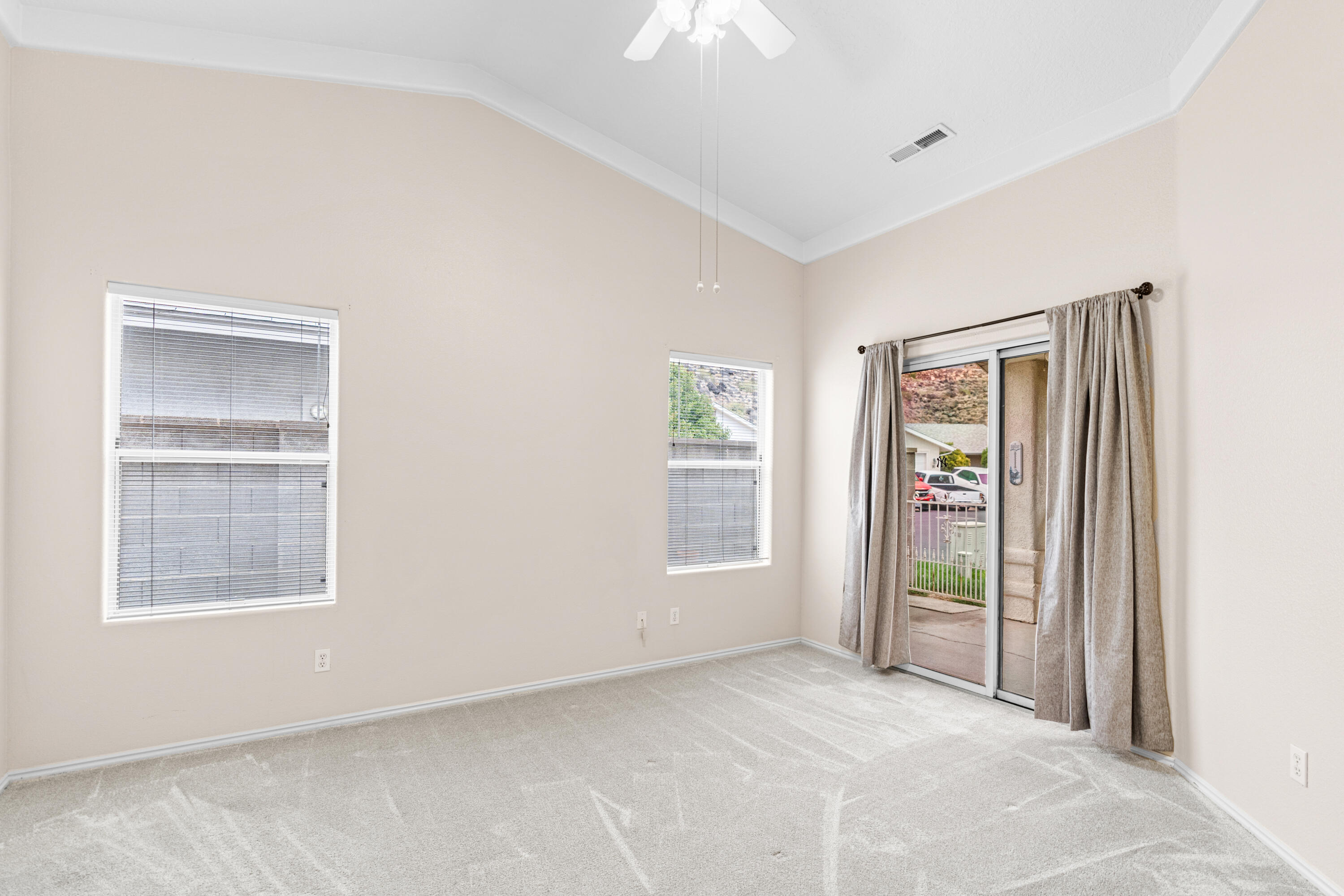 SHADOW CREEK - Residential