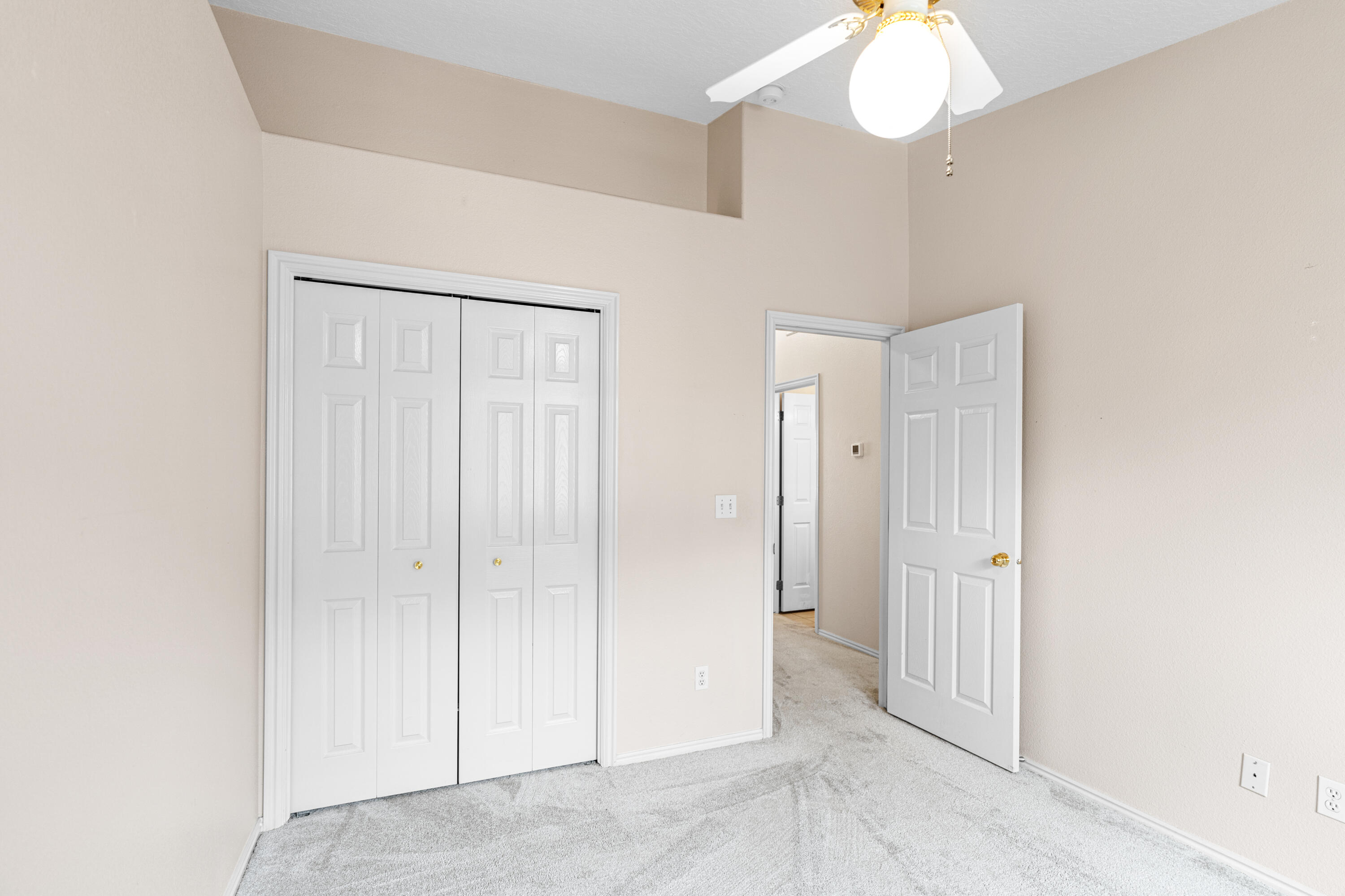 SHADOW CREEK - Residential