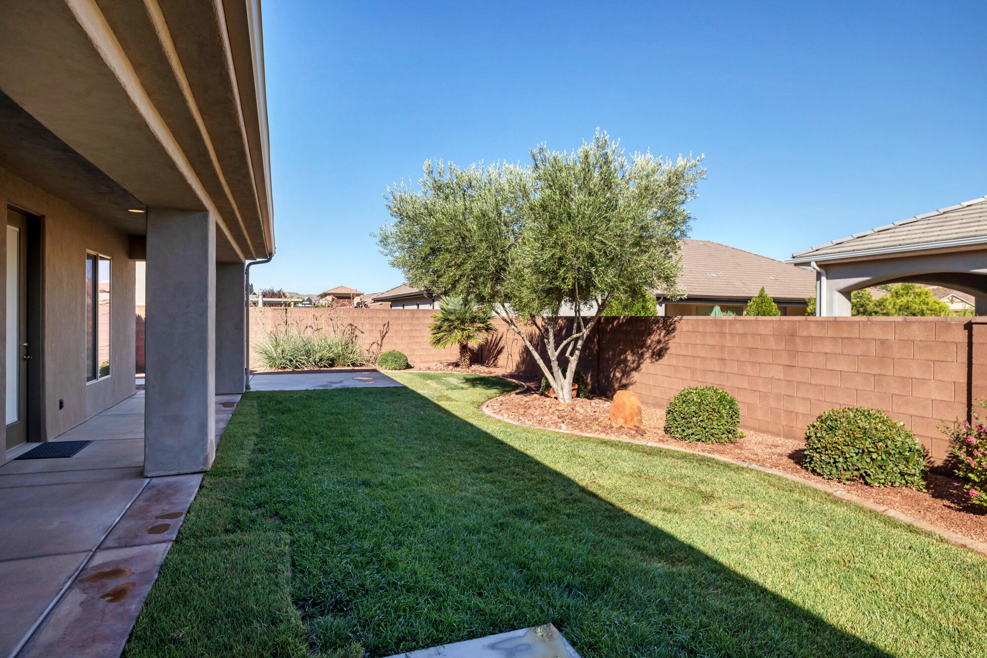 HOMESTEADS AT STUCKI FARMS - Residential