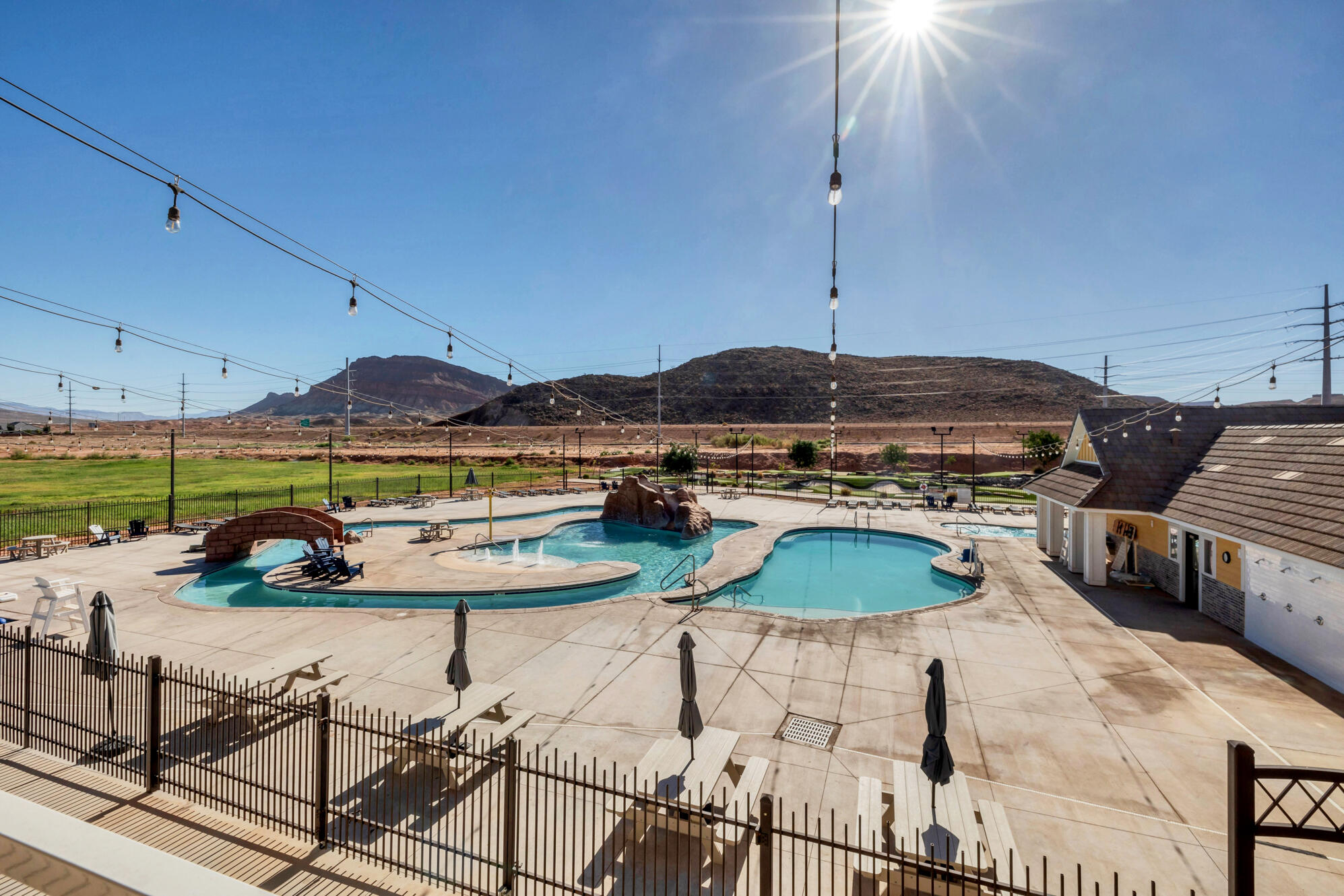 HOMESTEADS AT STUCKI FARMS - Residential