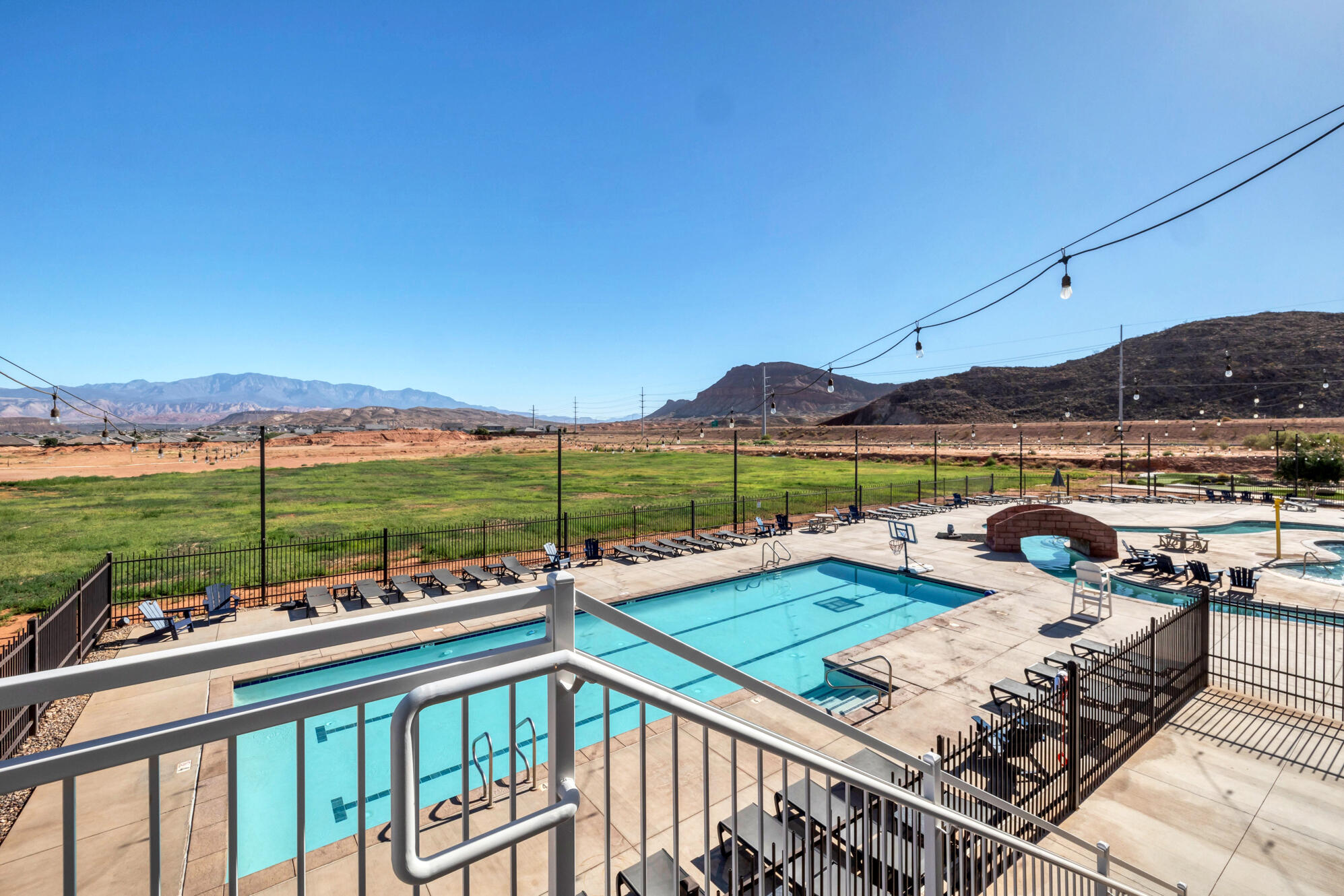 HOMESTEADS AT STUCKI FARMS - Residential