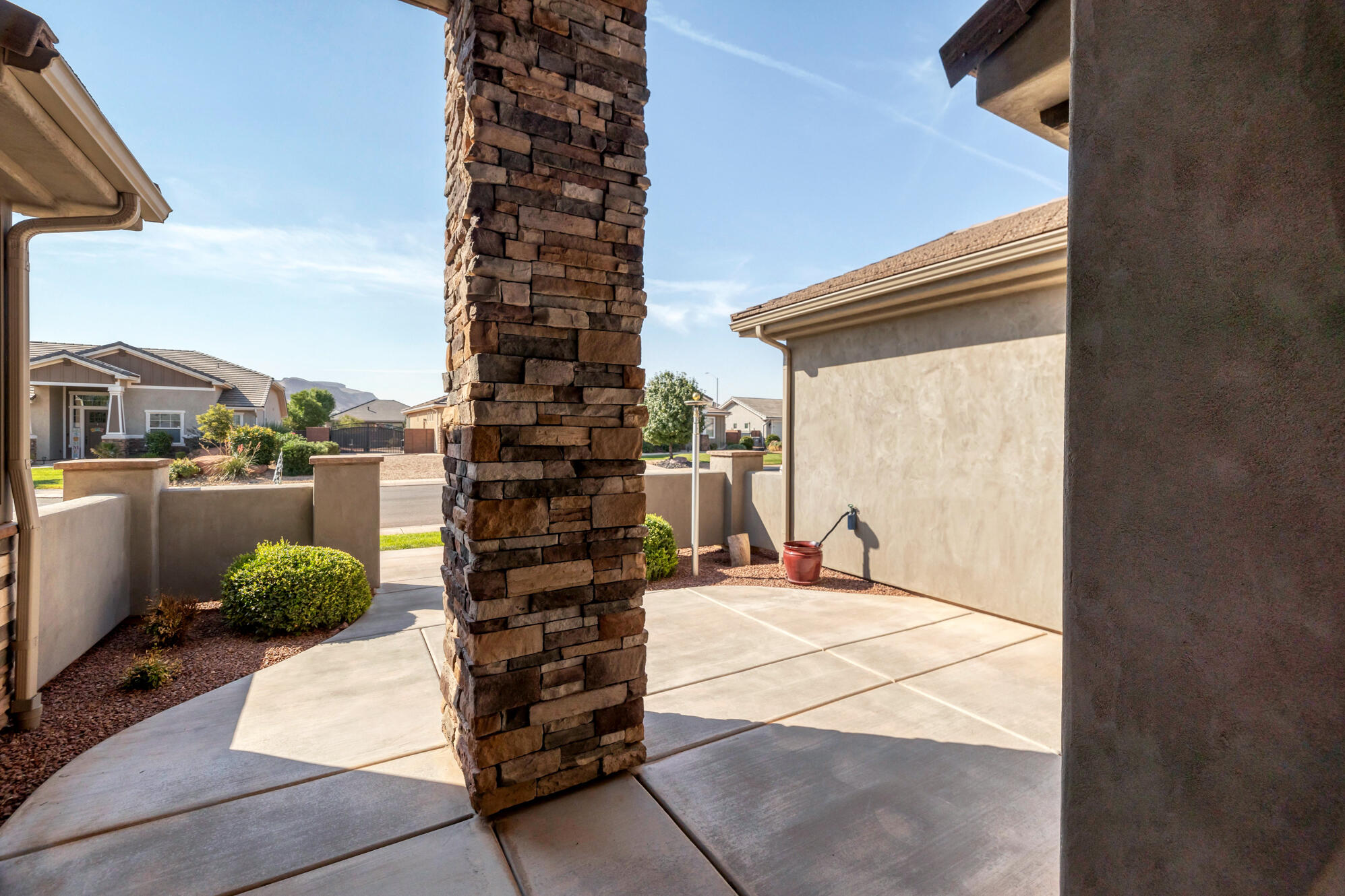 HOMESTEADS AT STUCKI FARMS - Residential
