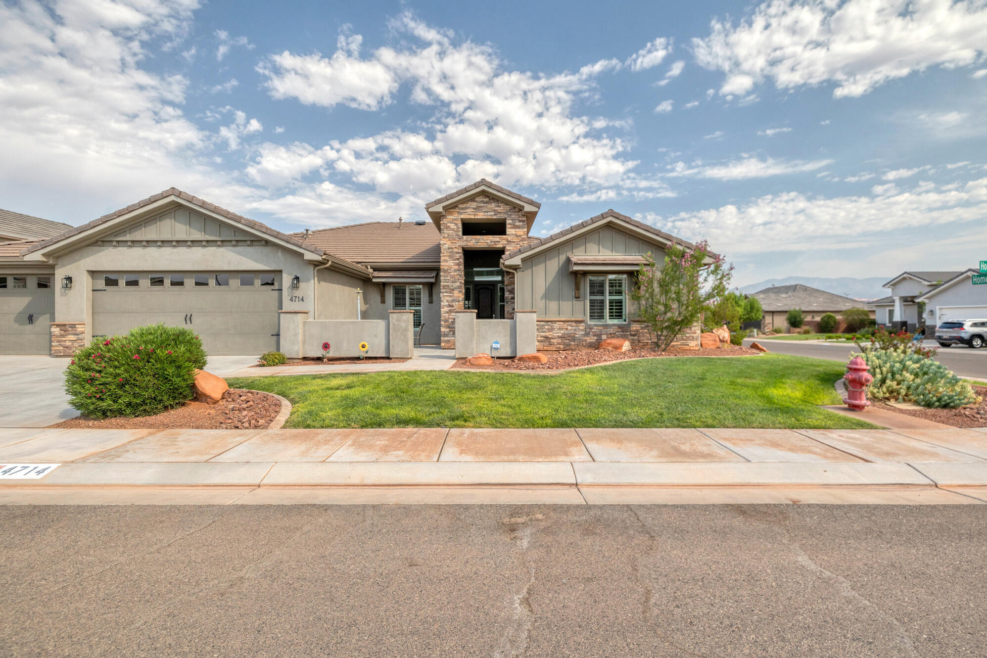 HOMESTEADS AT STUCKI FARMS - Residential