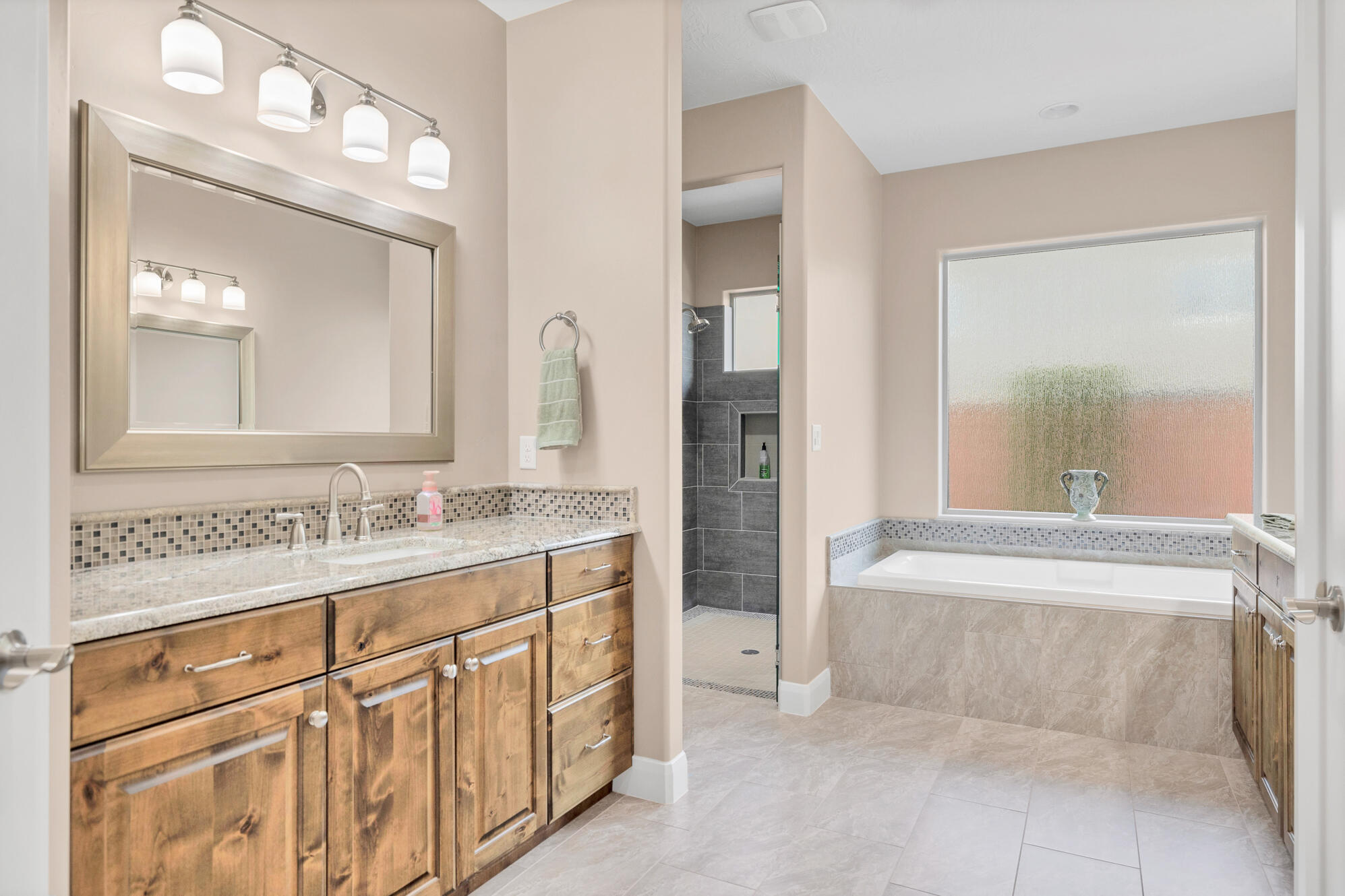 HOMESTEADS AT STUCKI FARMS - Residential