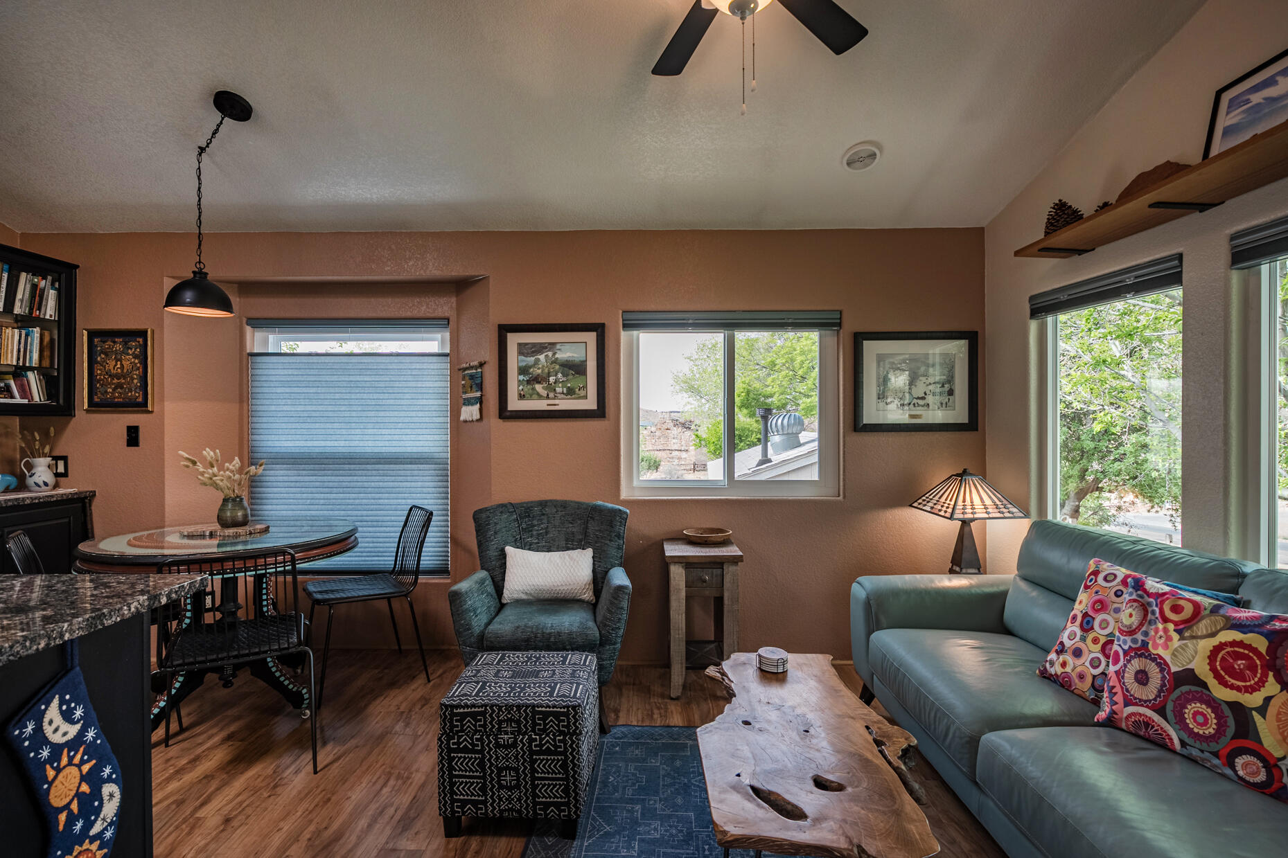 HARRISBURG LAKESIDE ESTATES - Residential