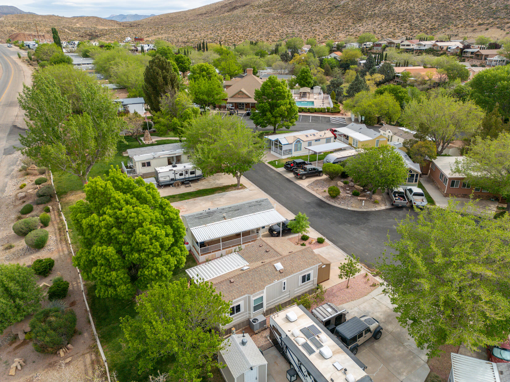 HARRISBURG LAKESIDE ESTATES - Residential