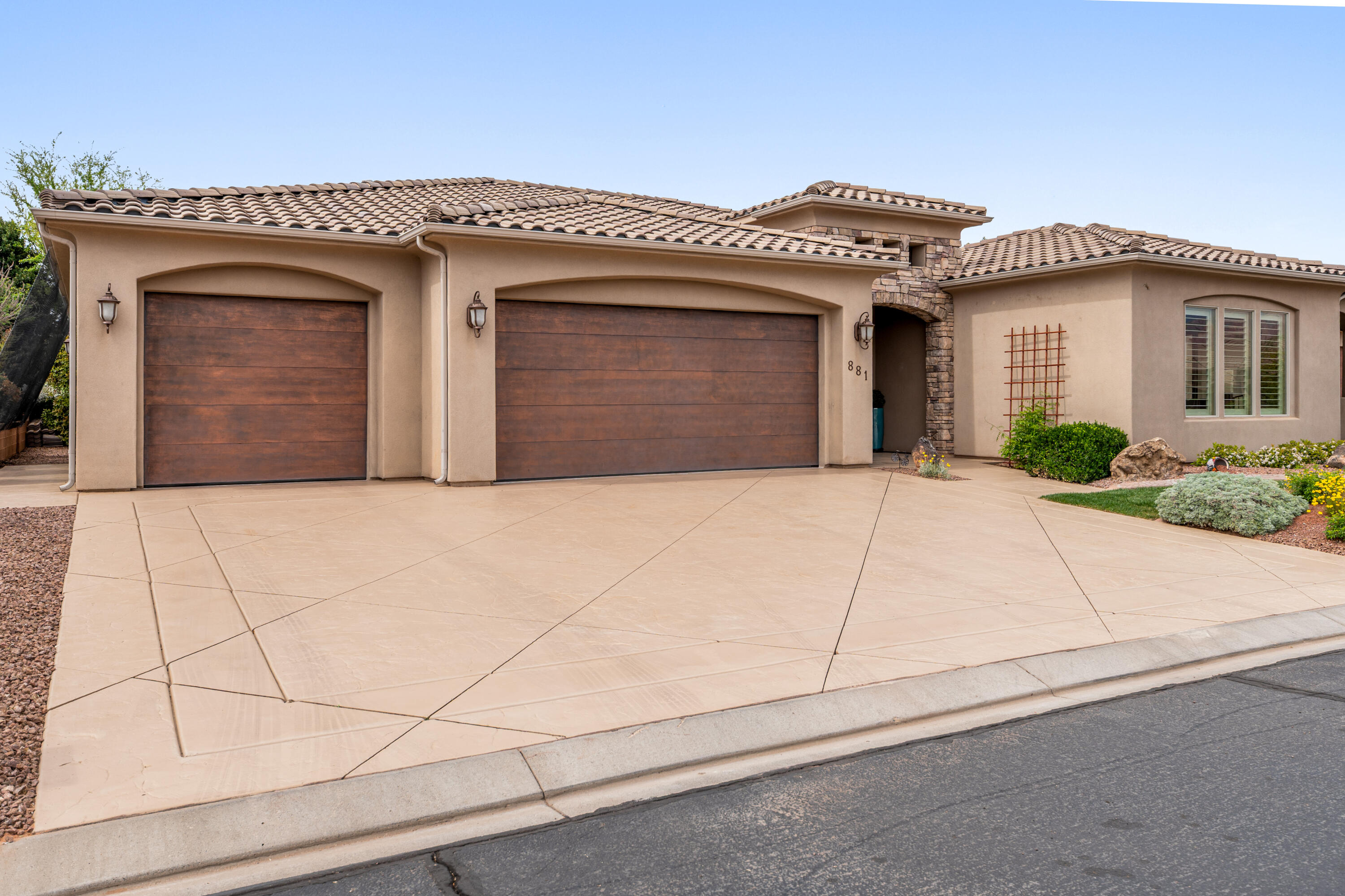 LINKS AT GREEN SPRINGS - Residential