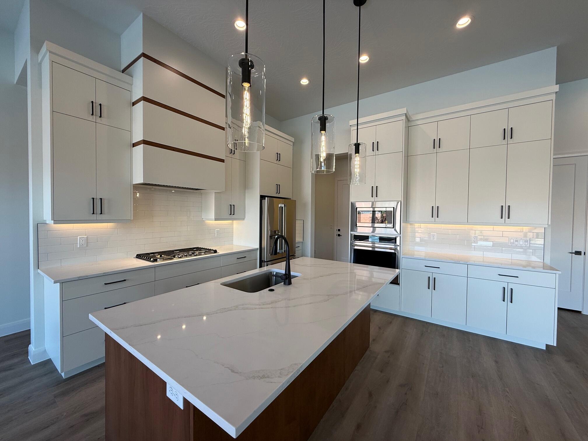 ONYX VALLEY - Residential