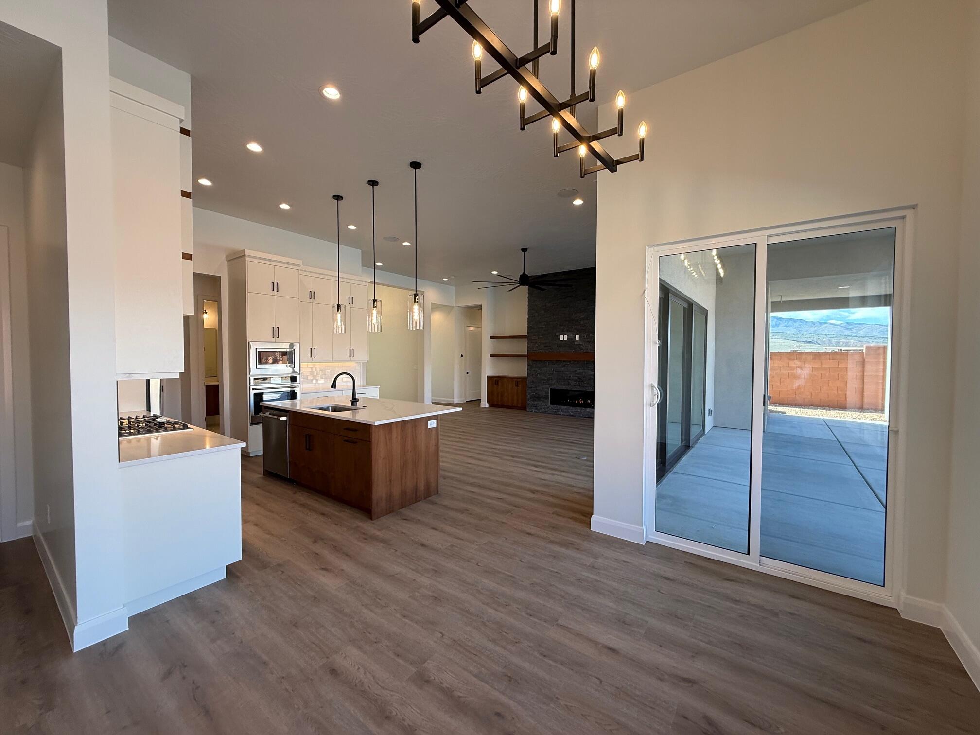 ONYX VALLEY - Residential