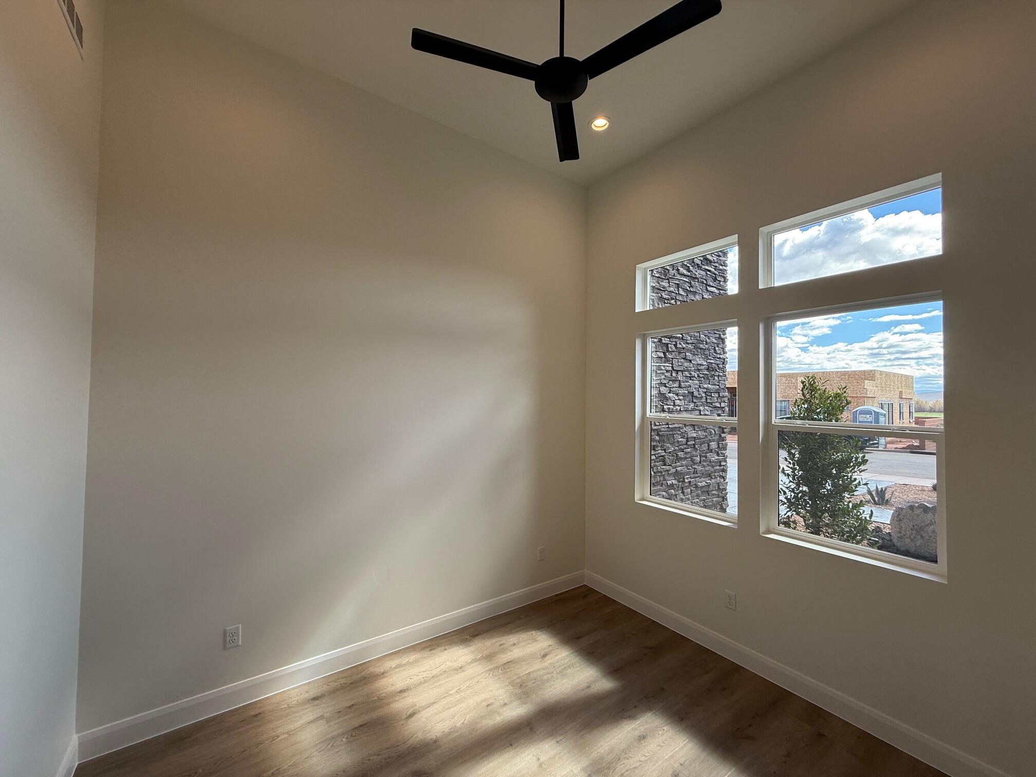 ONYX VALLEY - Residential