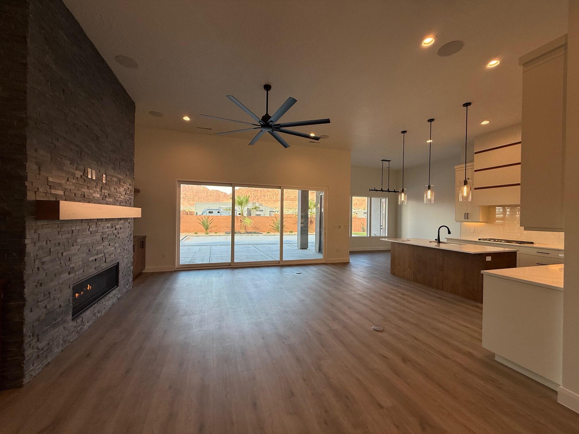 ONYX VALLEY - Residential