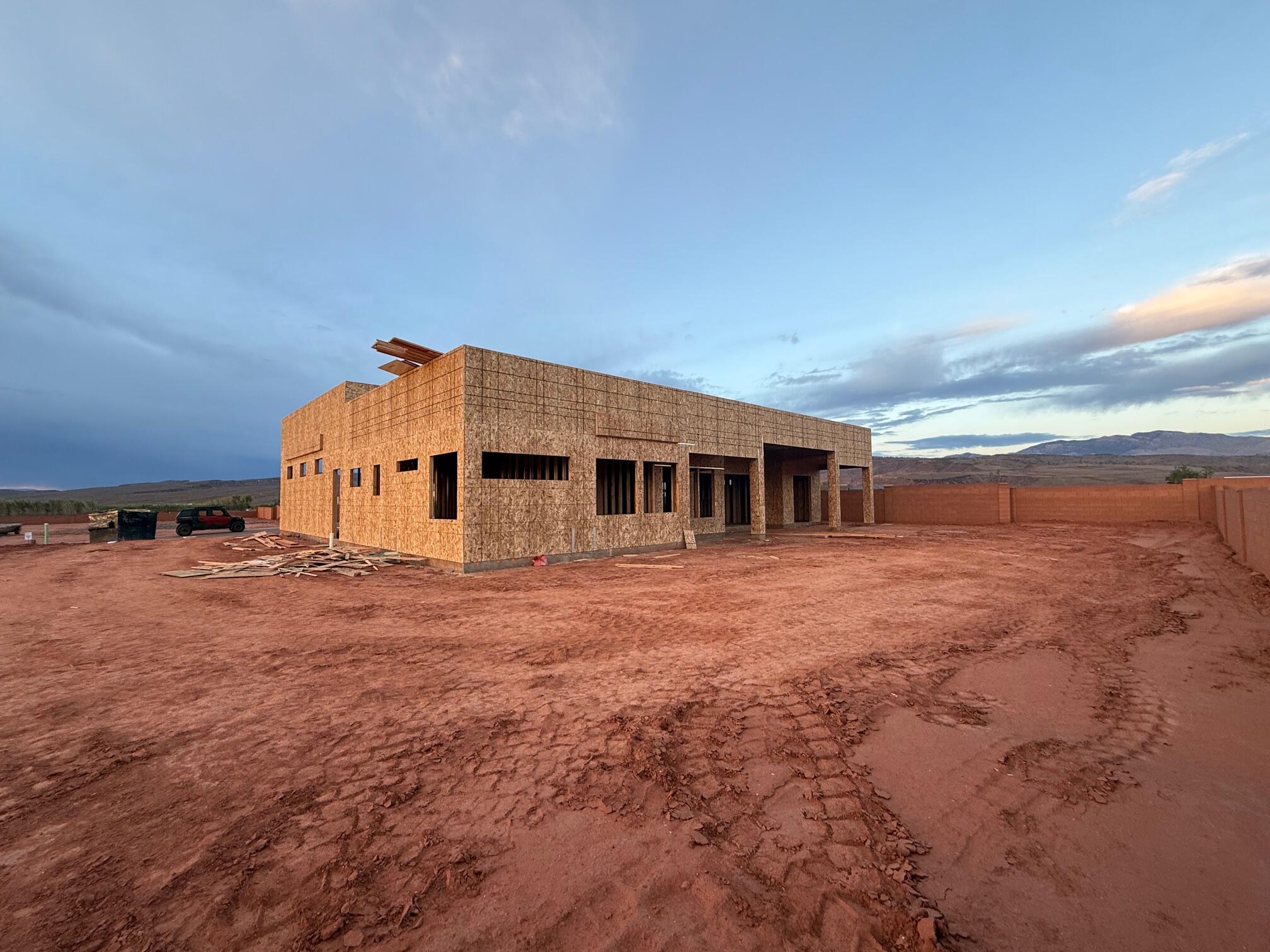 ONYX VALLEY - Residential