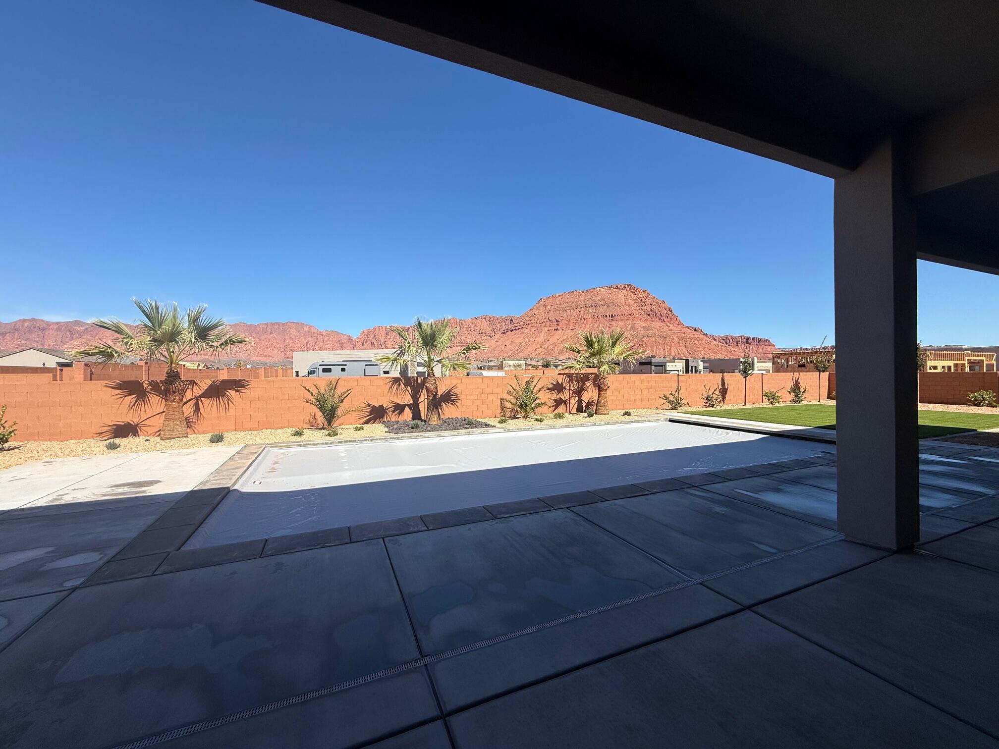 ONYX VALLEY - Residential