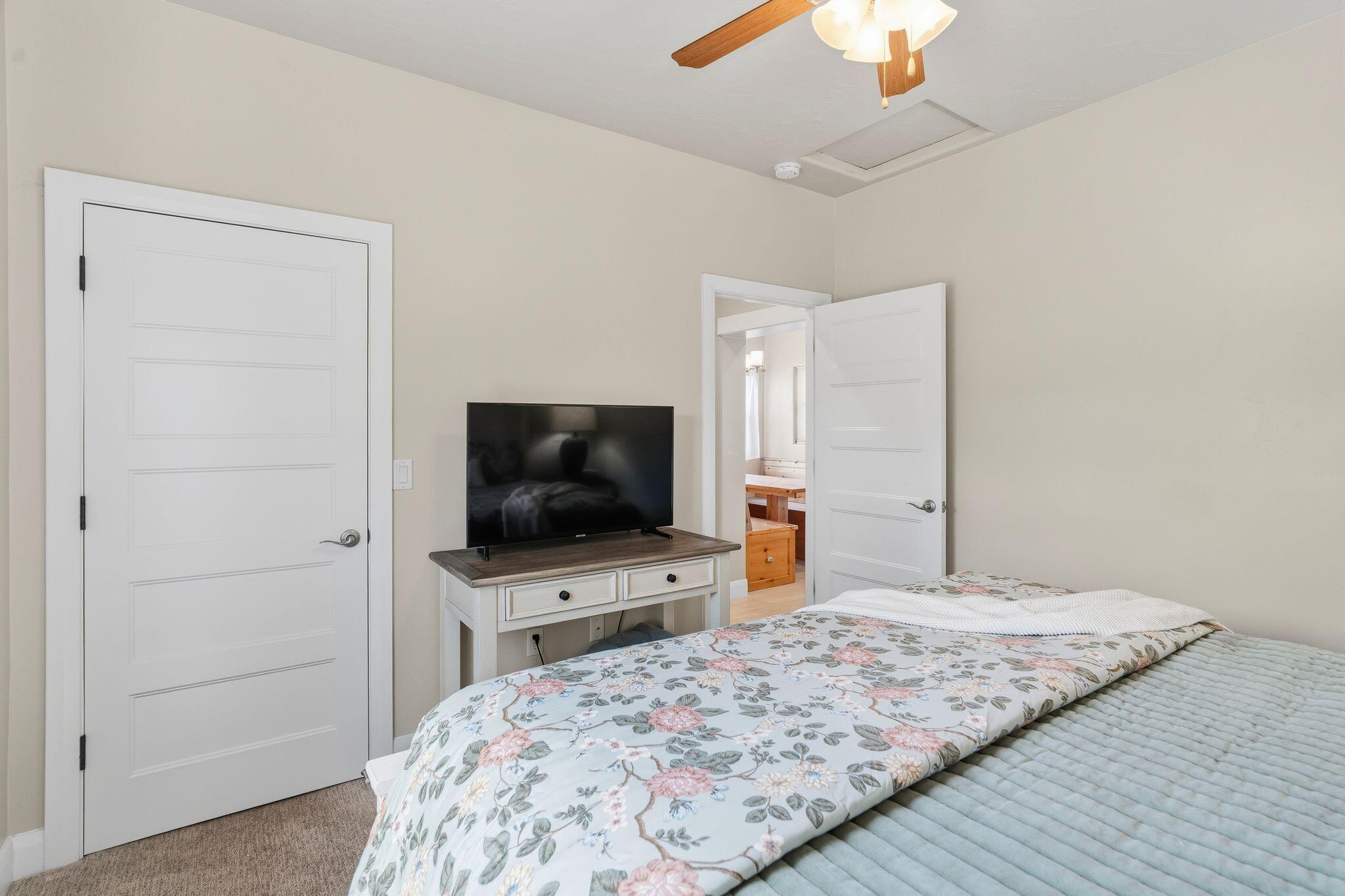 MEADOWS AT STUCKI FARMS - Residential