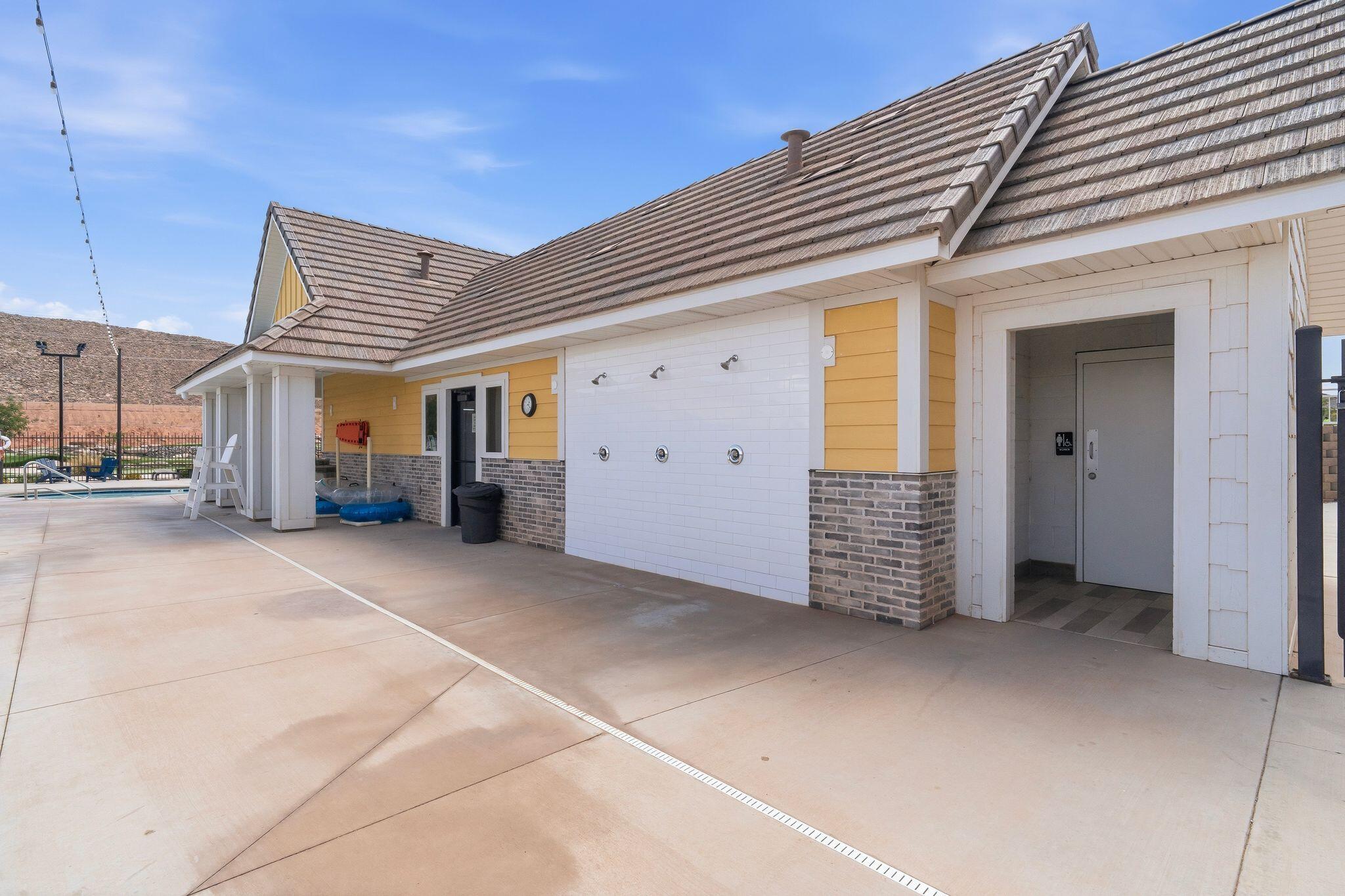 MEADOWS AT STUCKI FARMS - Residential